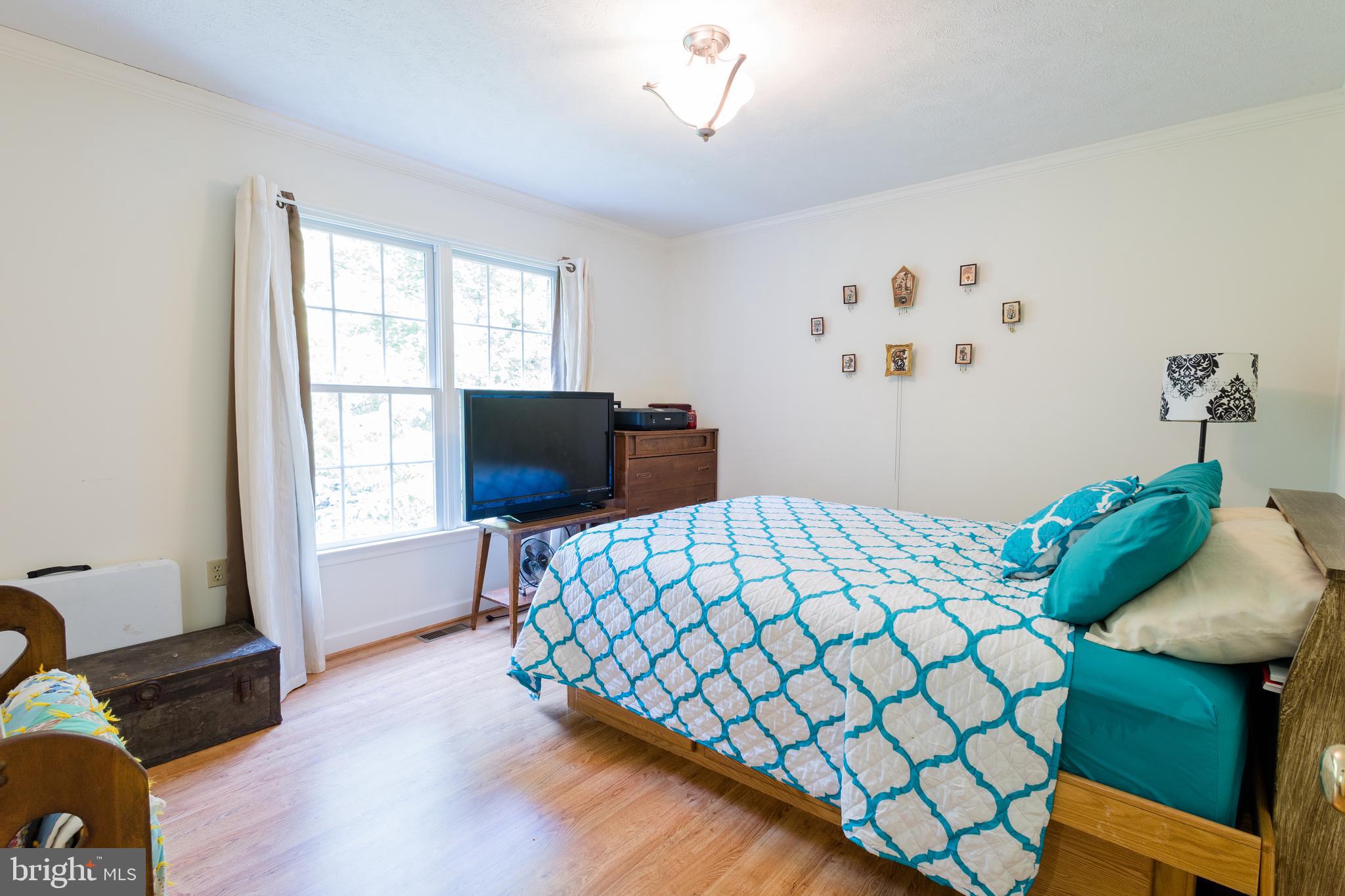 WILLISTON HEIGHTS - Residential