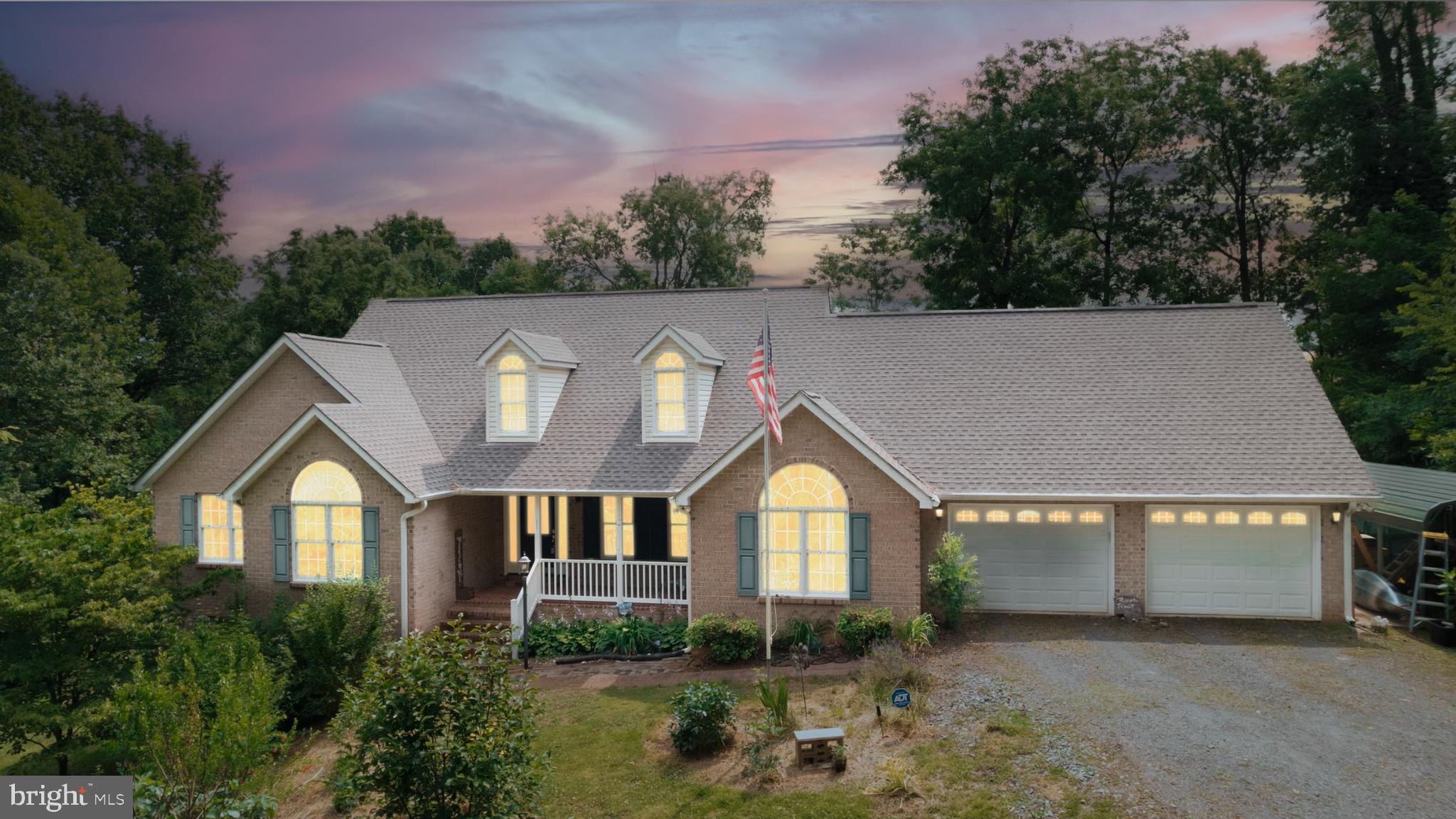 WILLISTON HEIGHTS - Residential