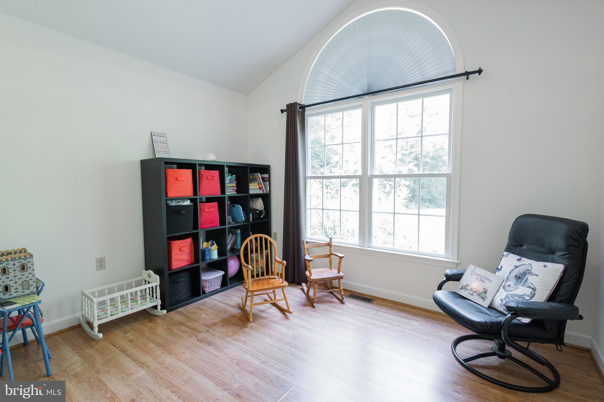 WILLISTON HEIGHTS - Residential