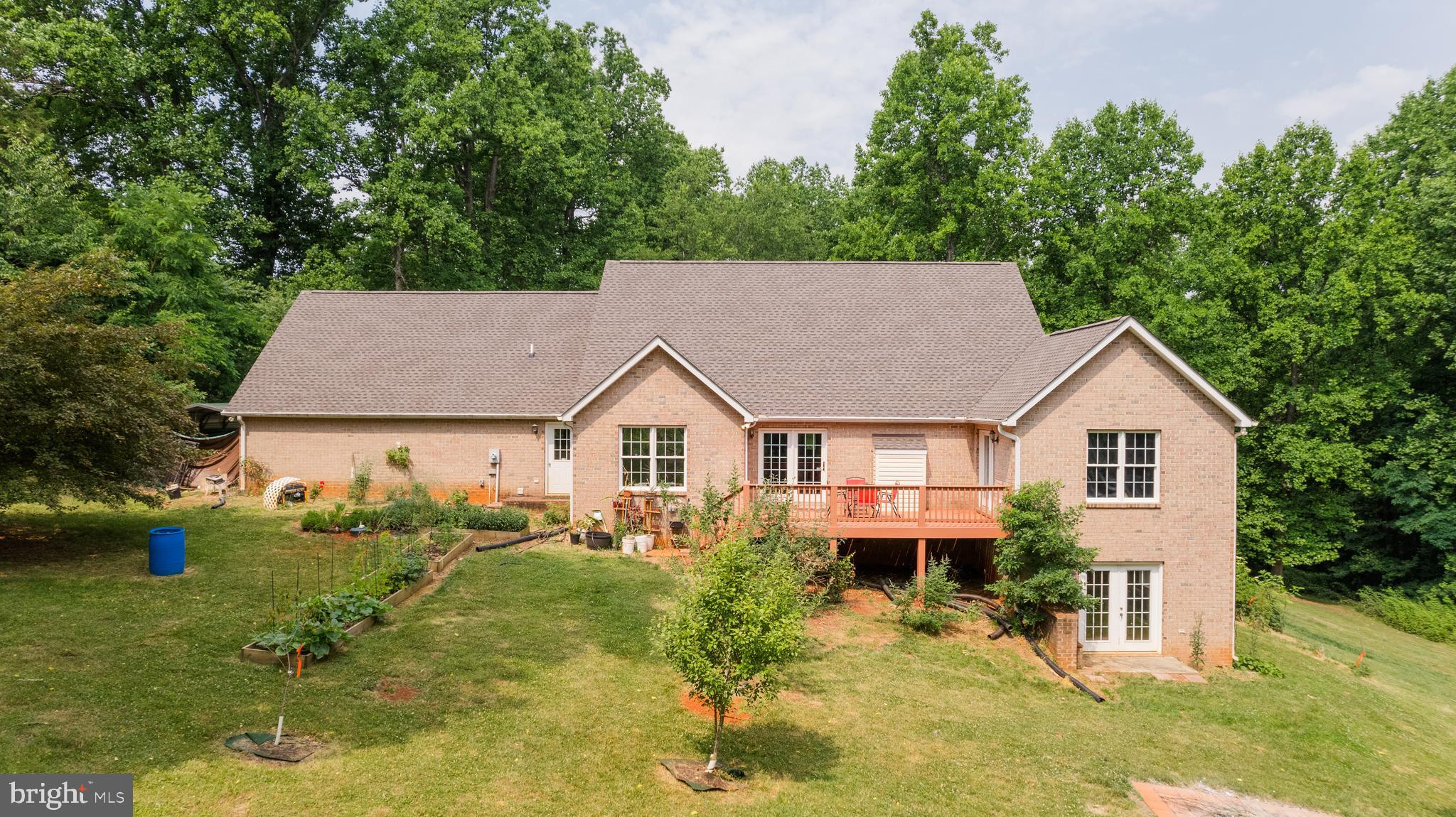 WILLISTON HEIGHTS - Residential