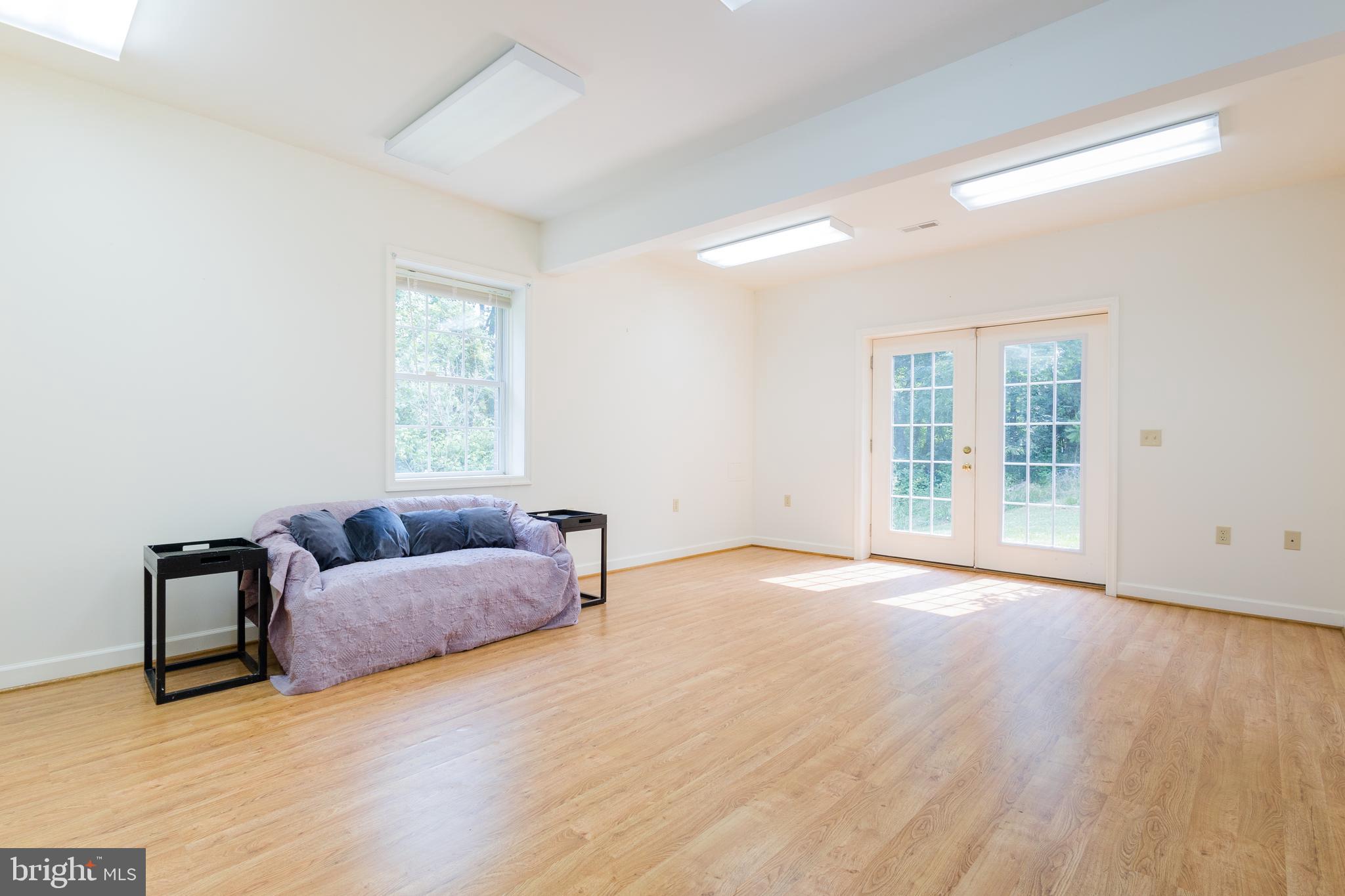 WILLISTON HEIGHTS - Residential