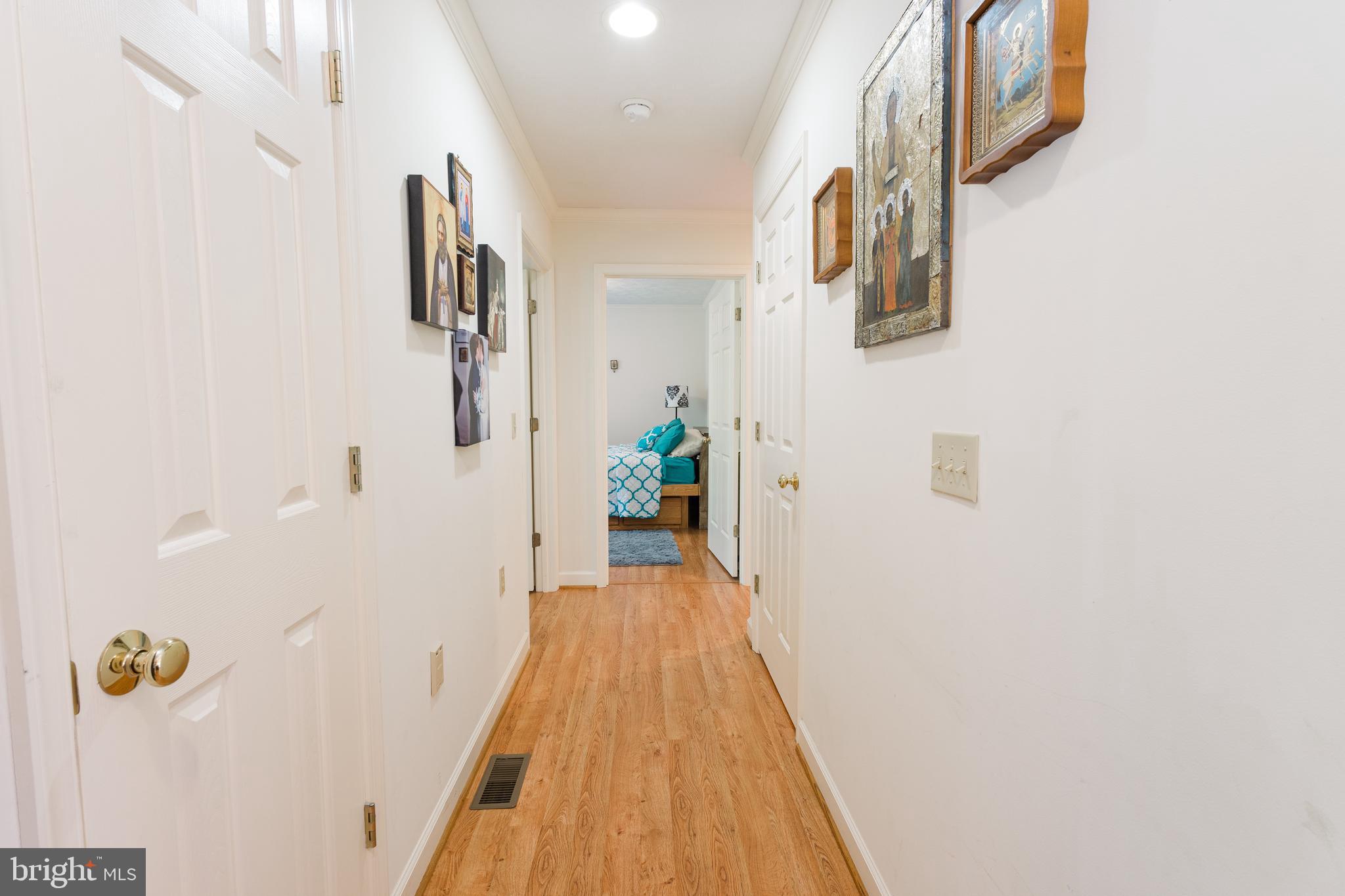 WILLISTON HEIGHTS - Residential