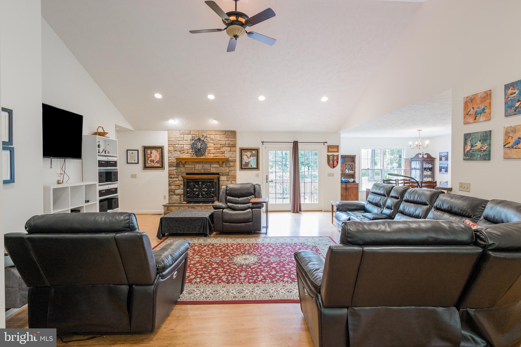 WILLISTON HEIGHTS - Residential