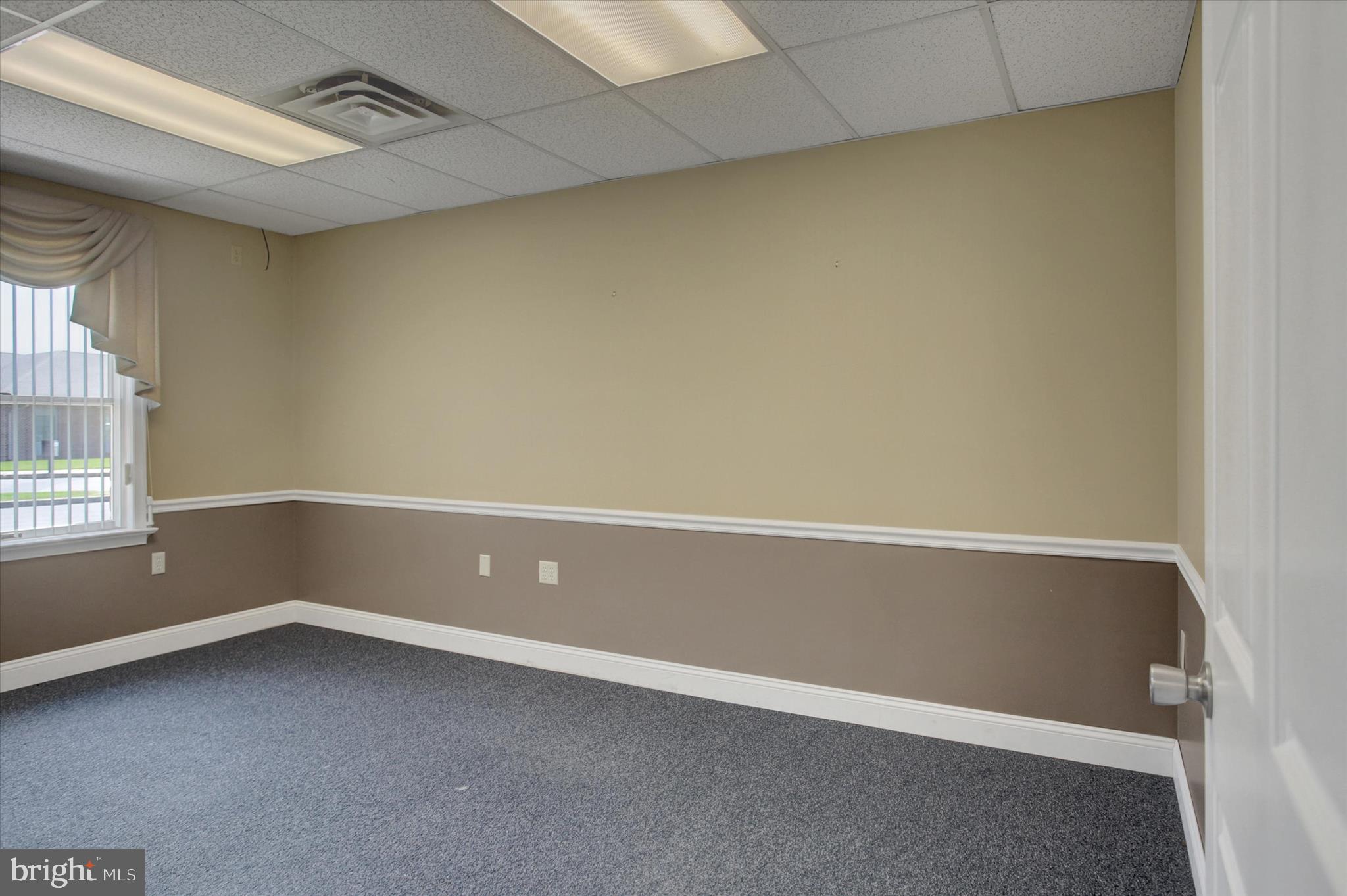 KENNEBEC - Commercial Sale