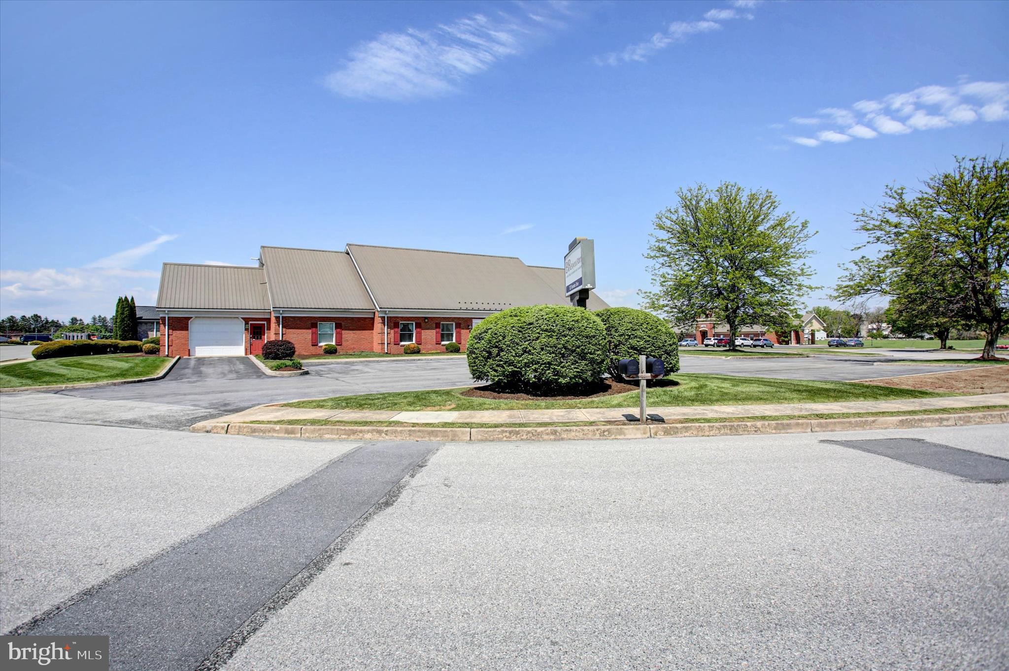 KENNEBEC - Commercial Sale