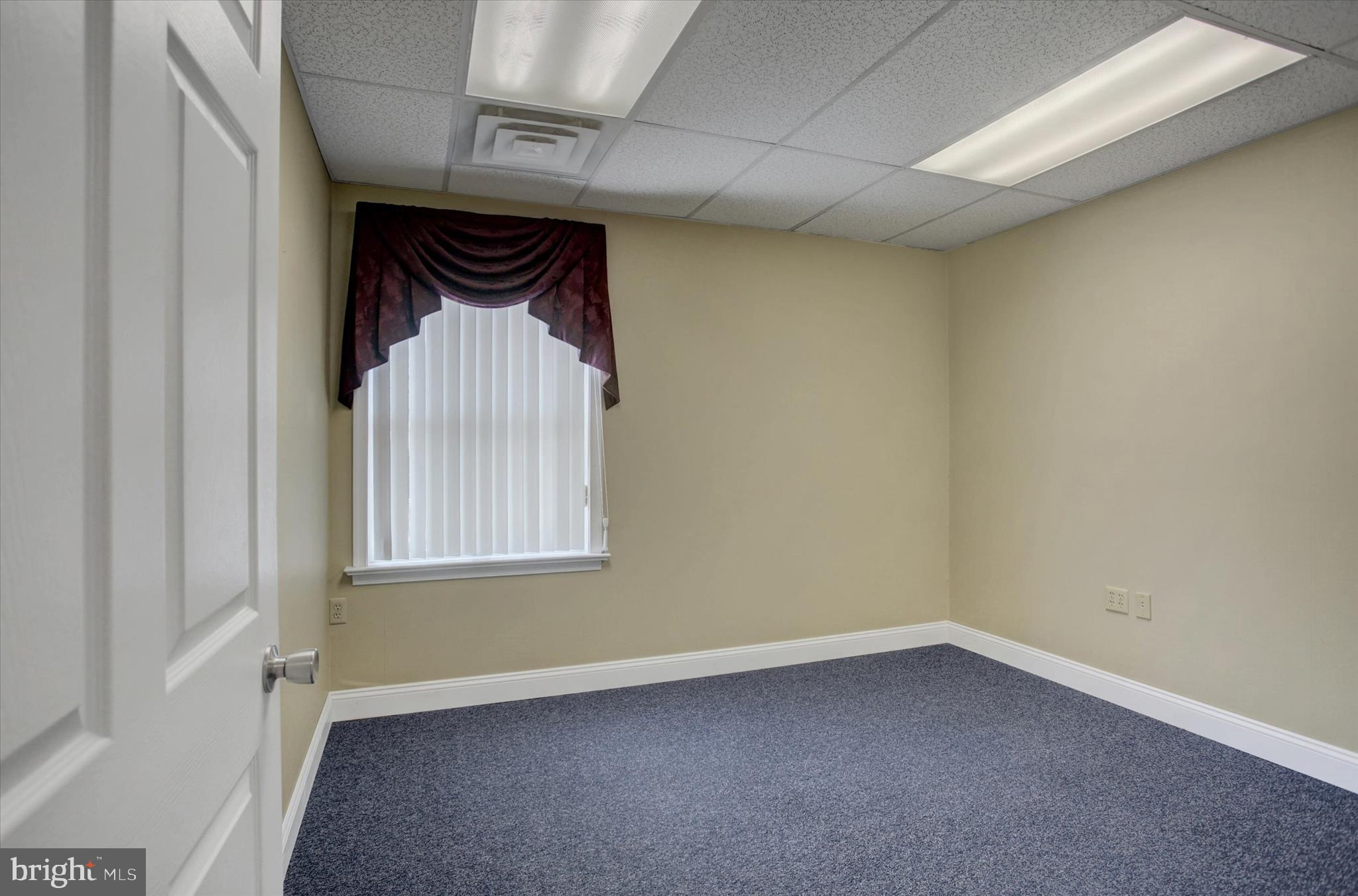 KENNEBEC - Commercial Sale