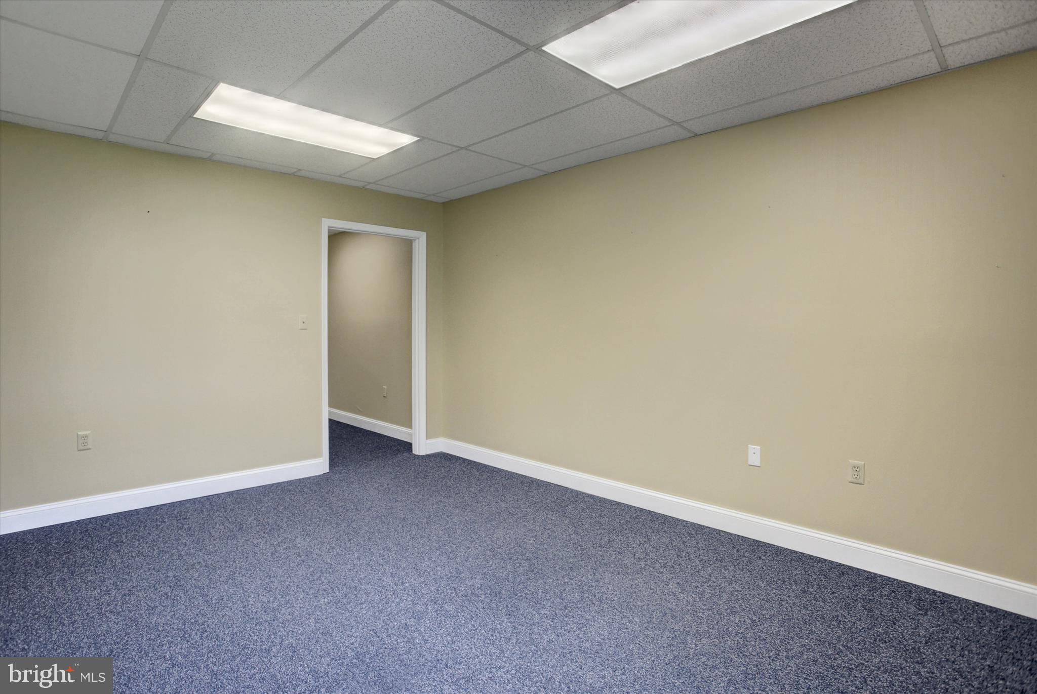 KENNEBEC - Commercial Sale