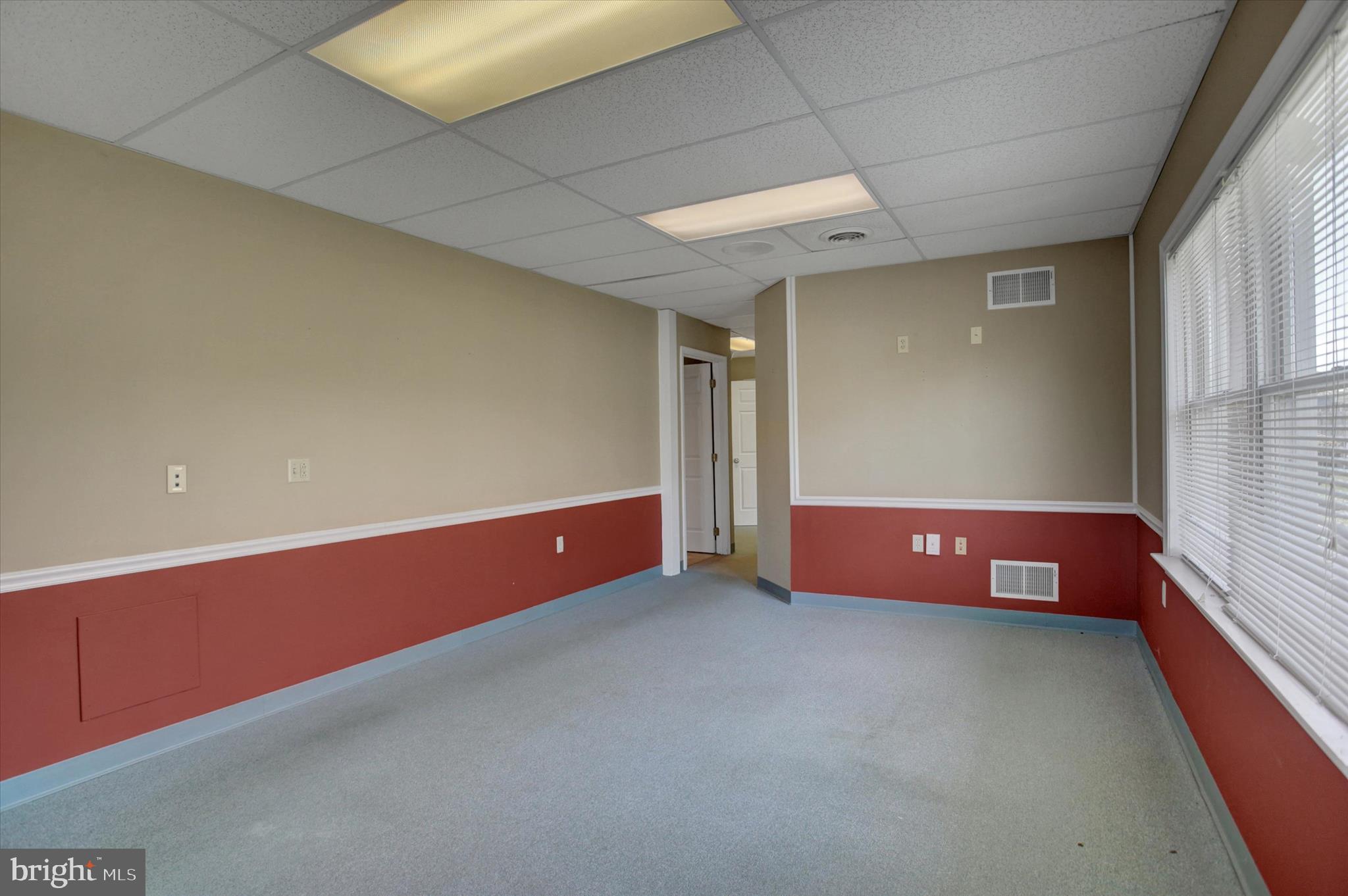 KENNEBEC - Commercial Sale