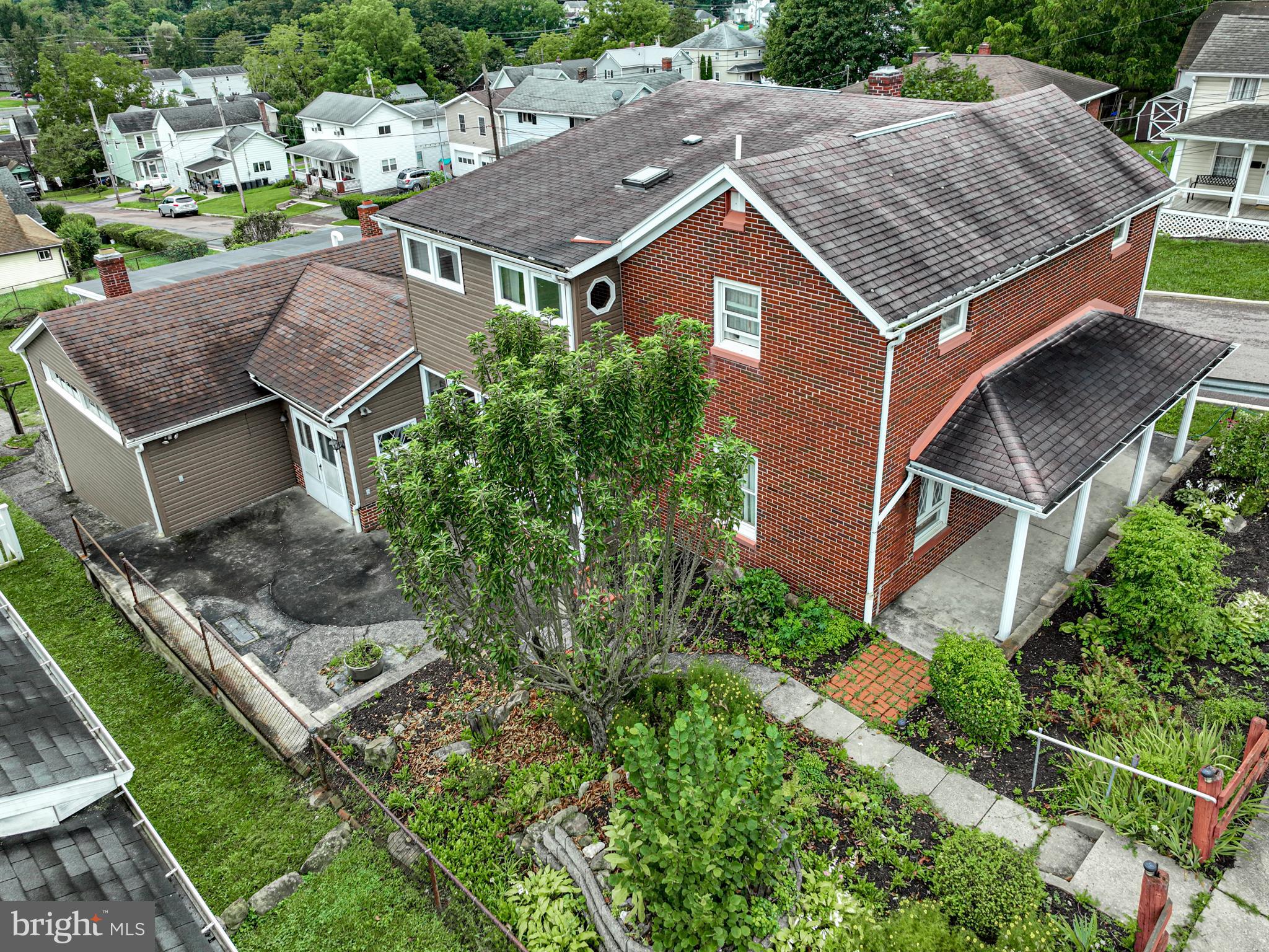 93 WASHINGTON STREET