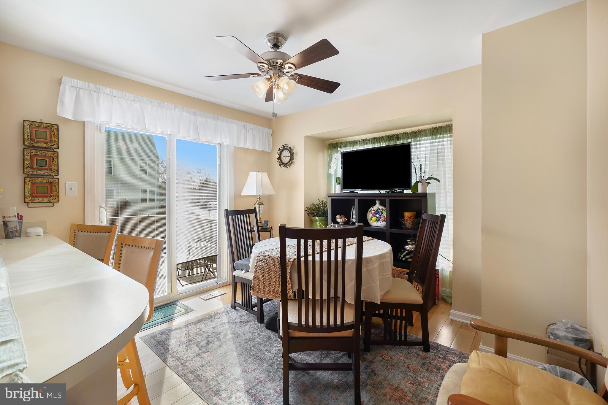 ROLLING BROOK - Residential