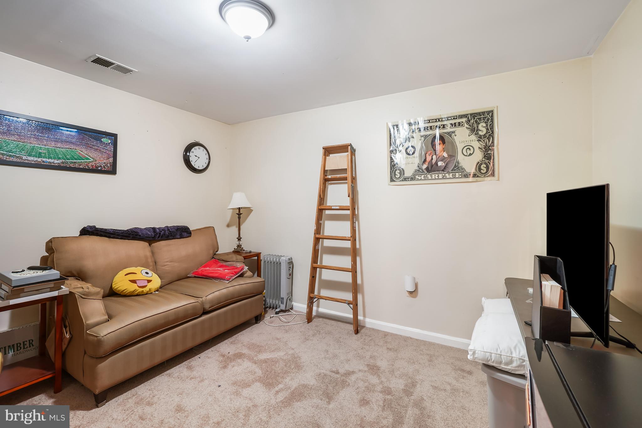 ROLLING BROOK - Residential