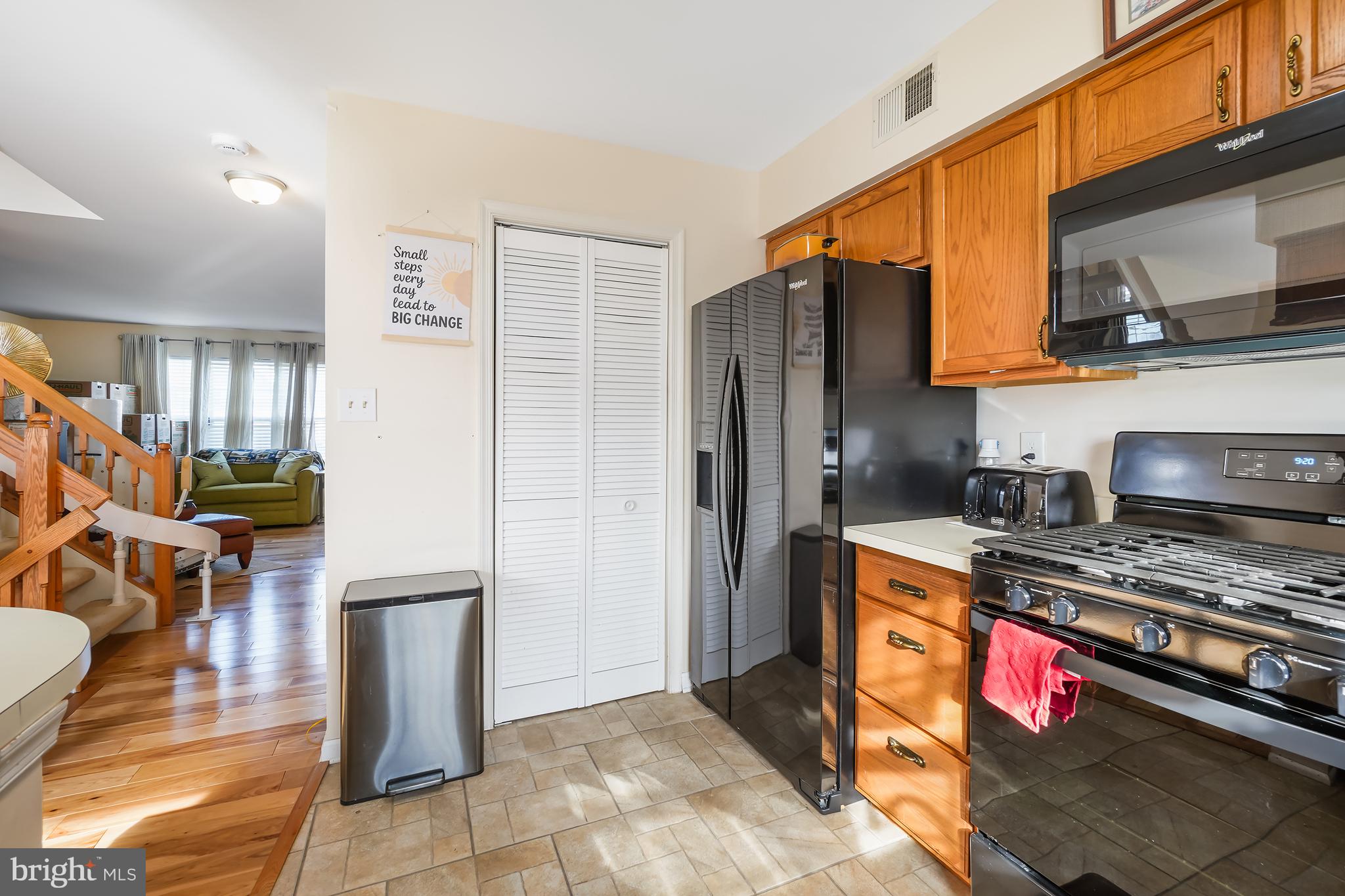 ROLLING BROOK - Residential