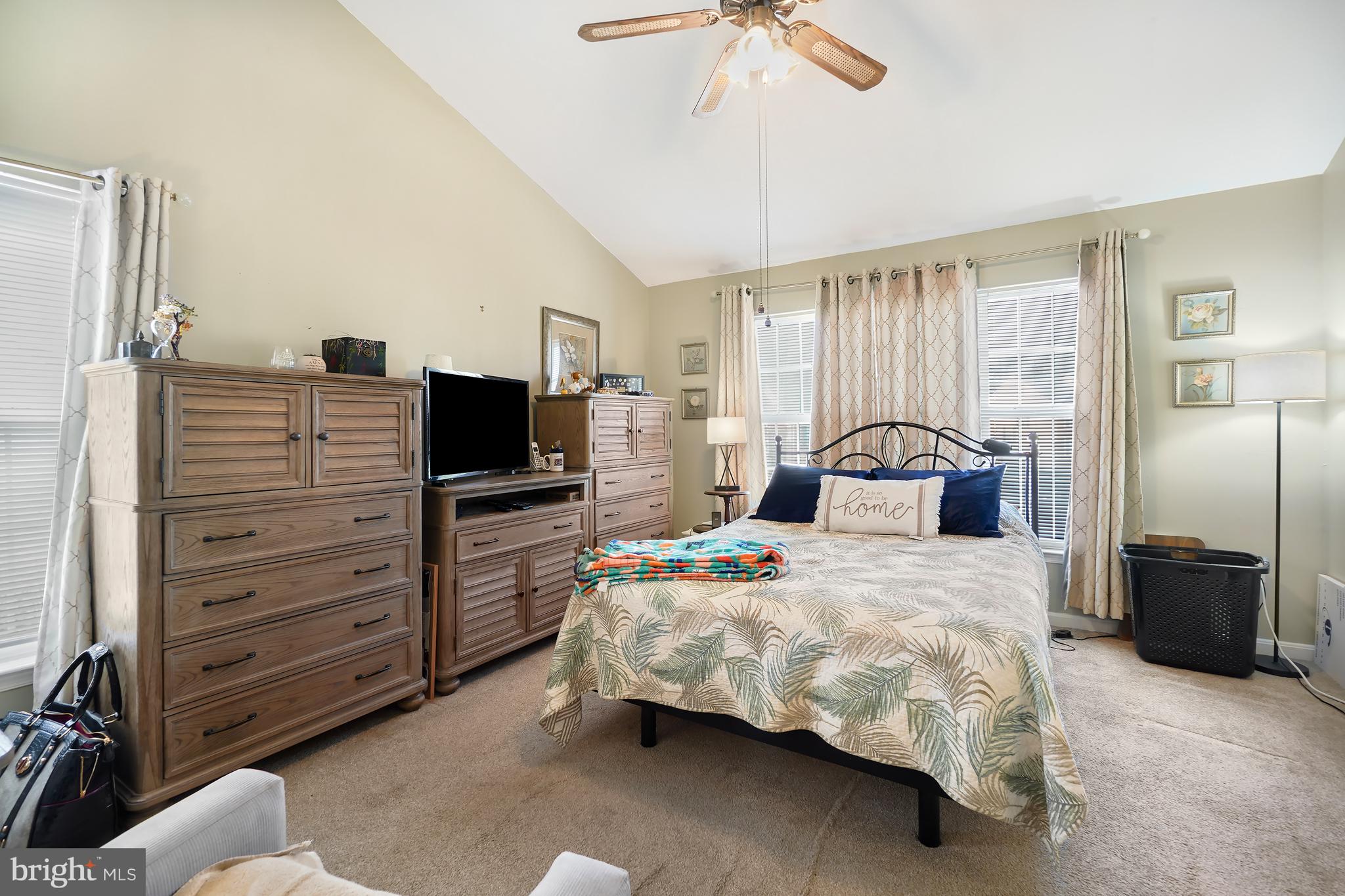 ROLLING BROOK - Residential