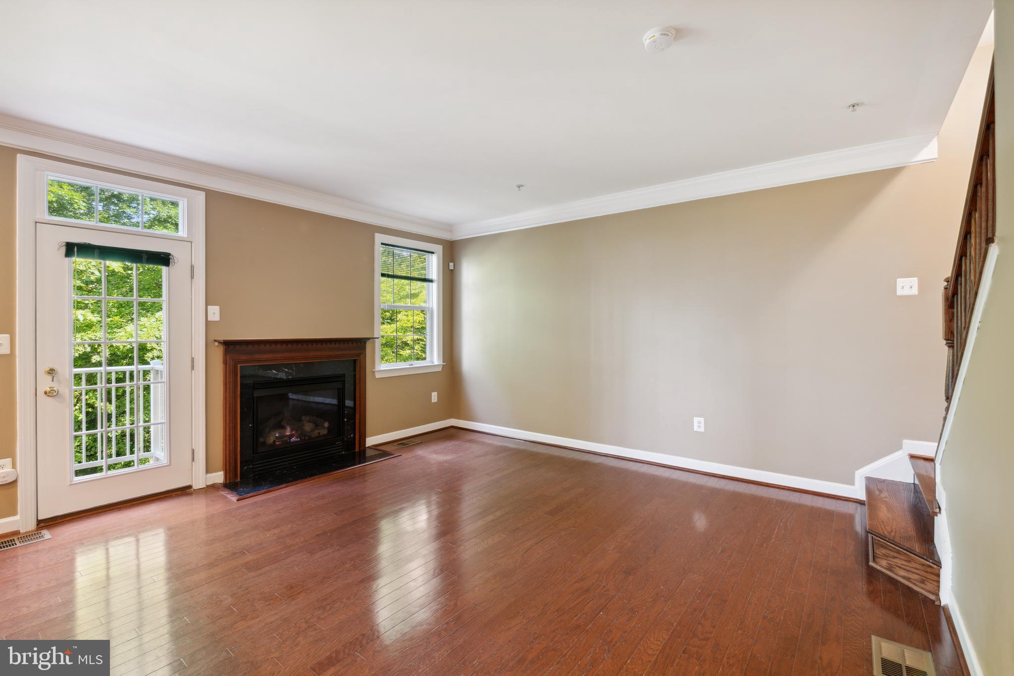 RUSSETT - Residential