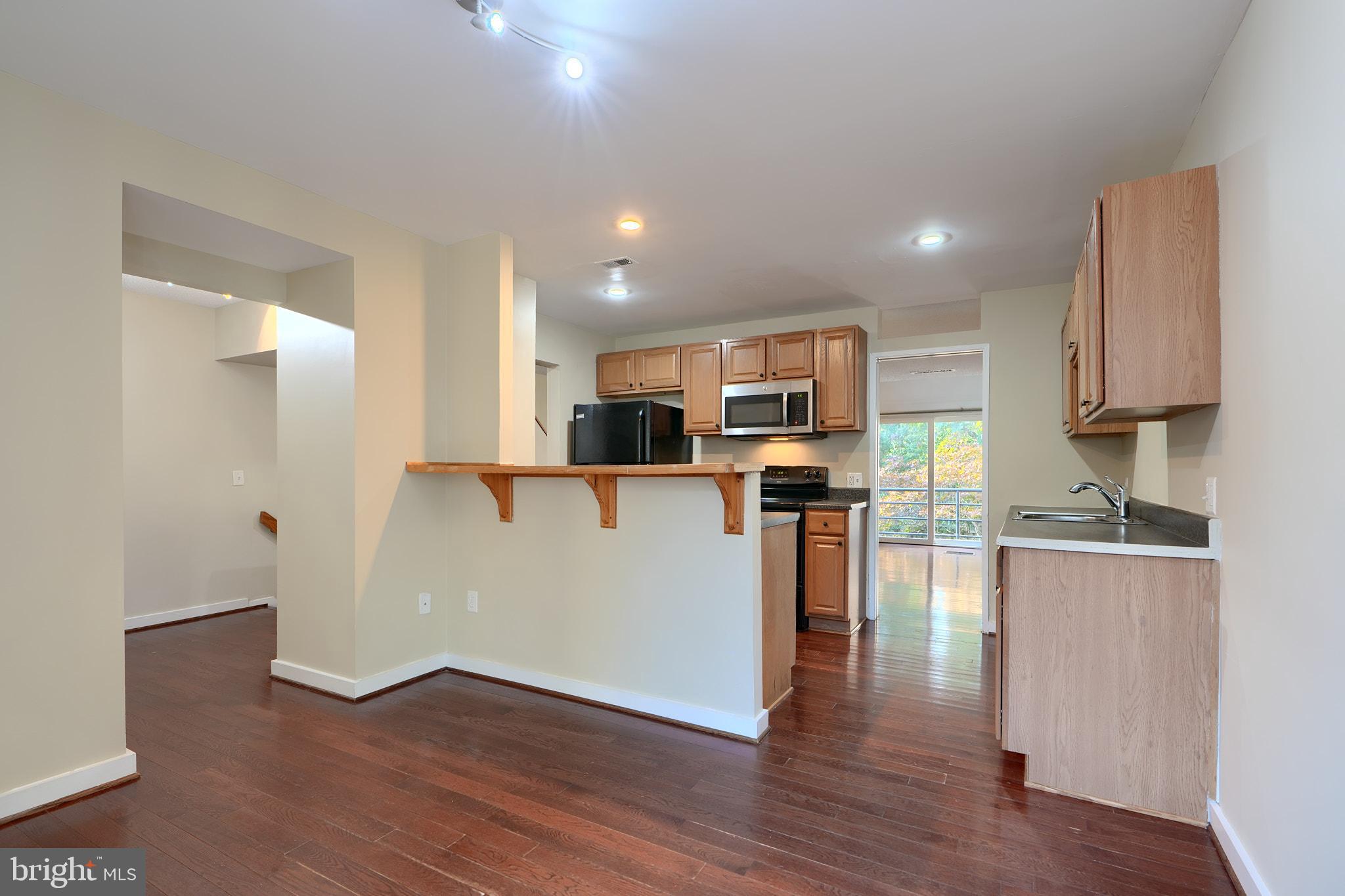 COLD SPRING NEWTOWN - Residential