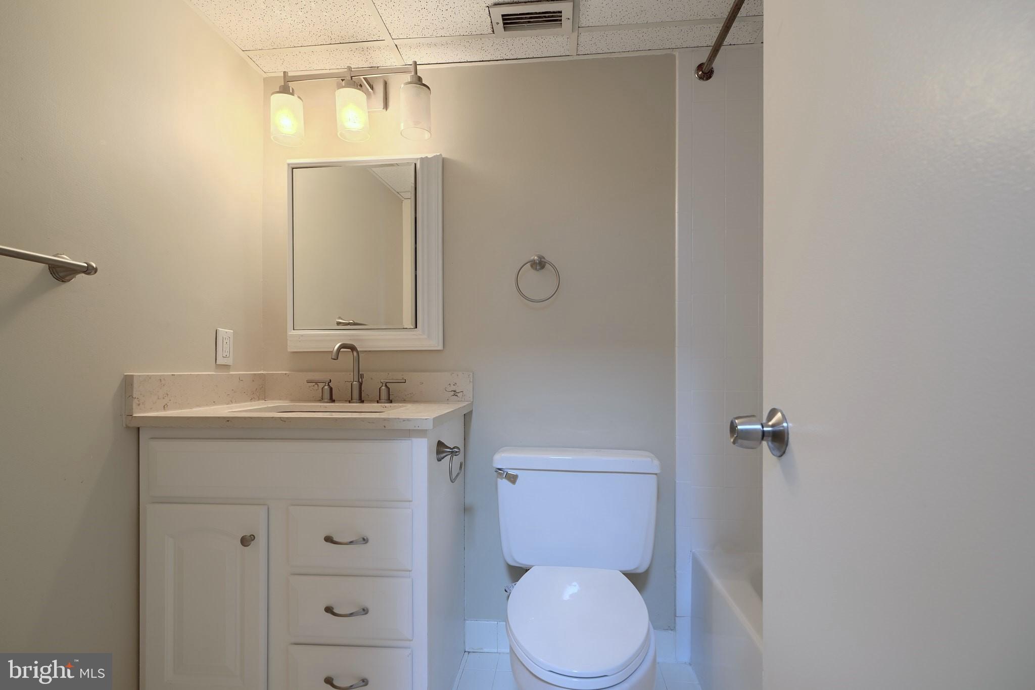 COLD SPRING NEWTOWN - Residential