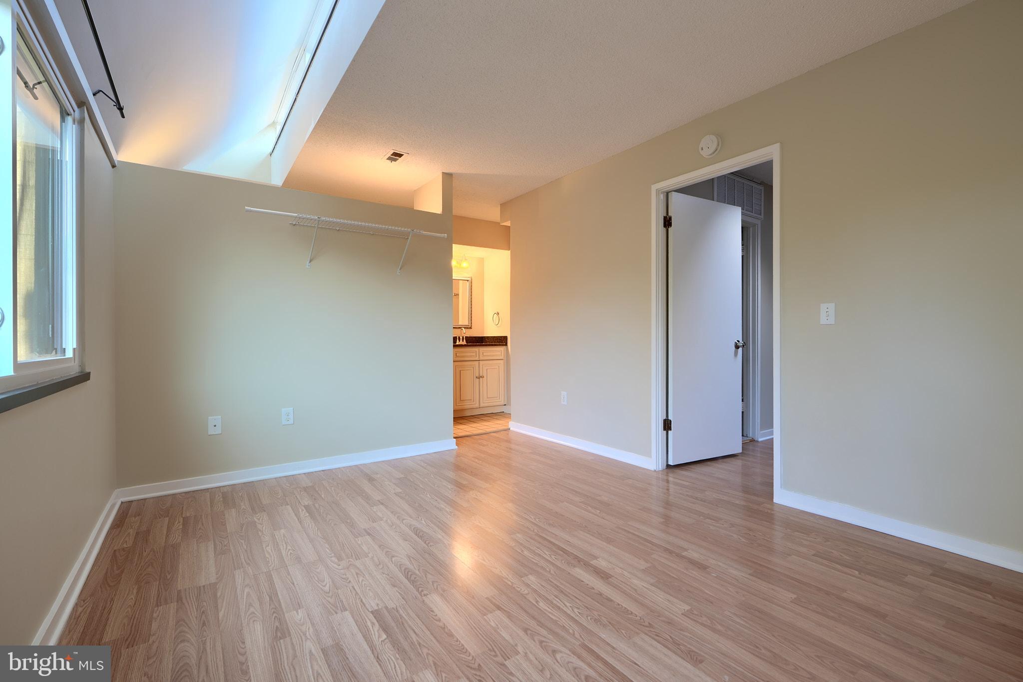 COLD SPRING NEWTOWN - Residential