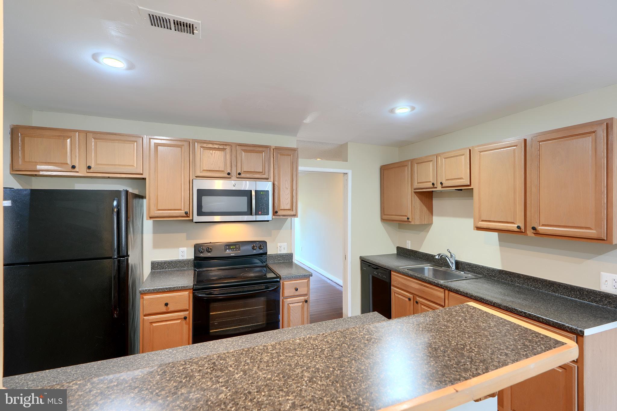 COLD SPRING NEWTOWN - Residential