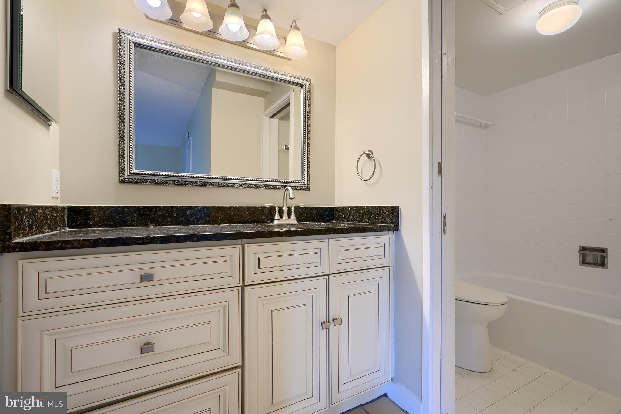 COLD SPRING NEWTOWN - Residential