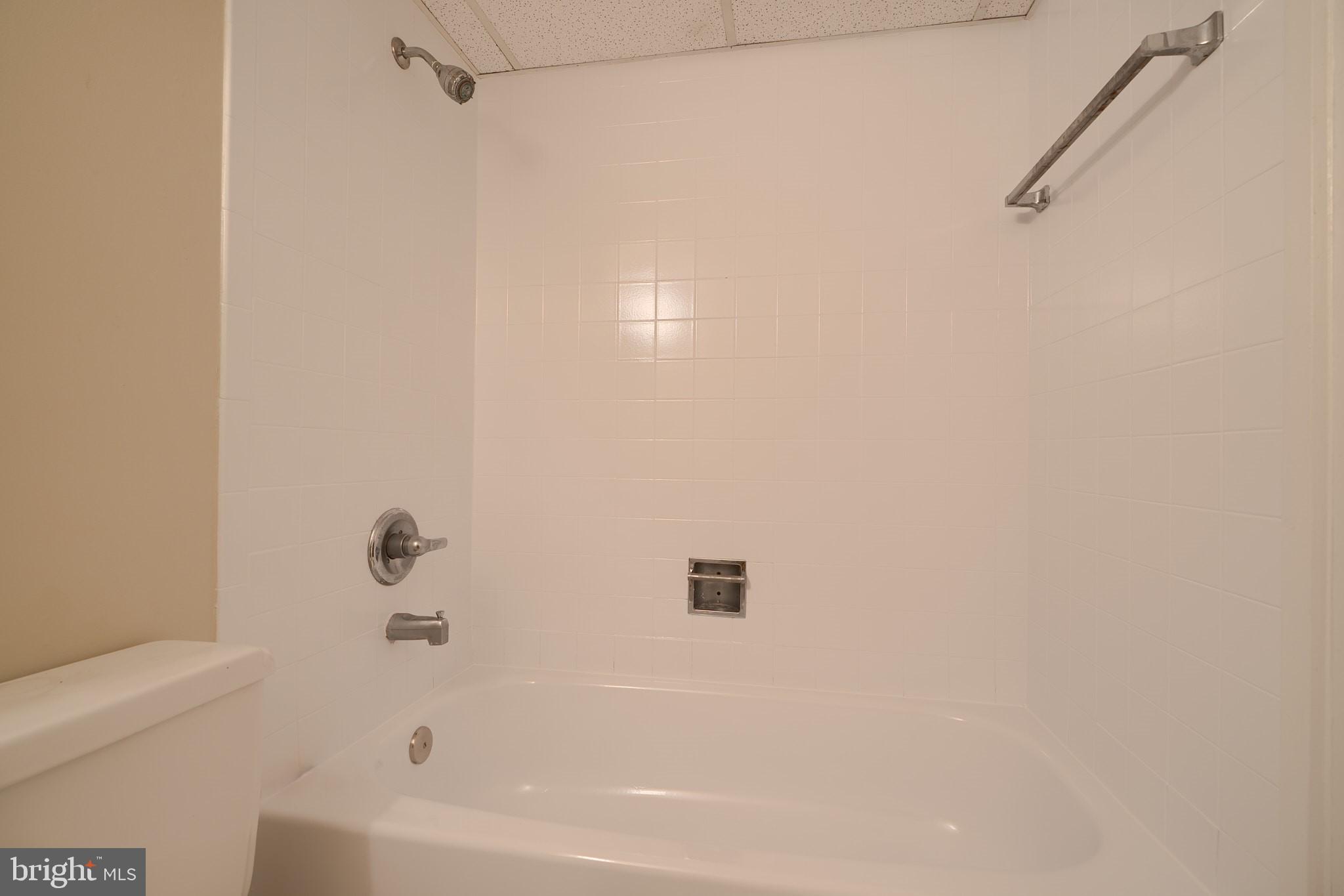 COLD SPRING NEWTOWN - Residential