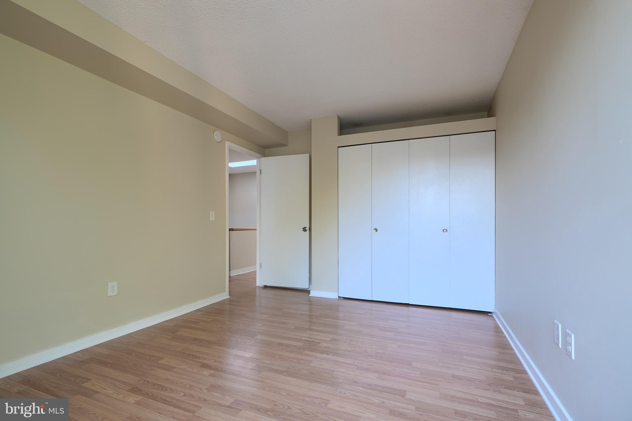 COLD SPRING NEWTOWN - Residential