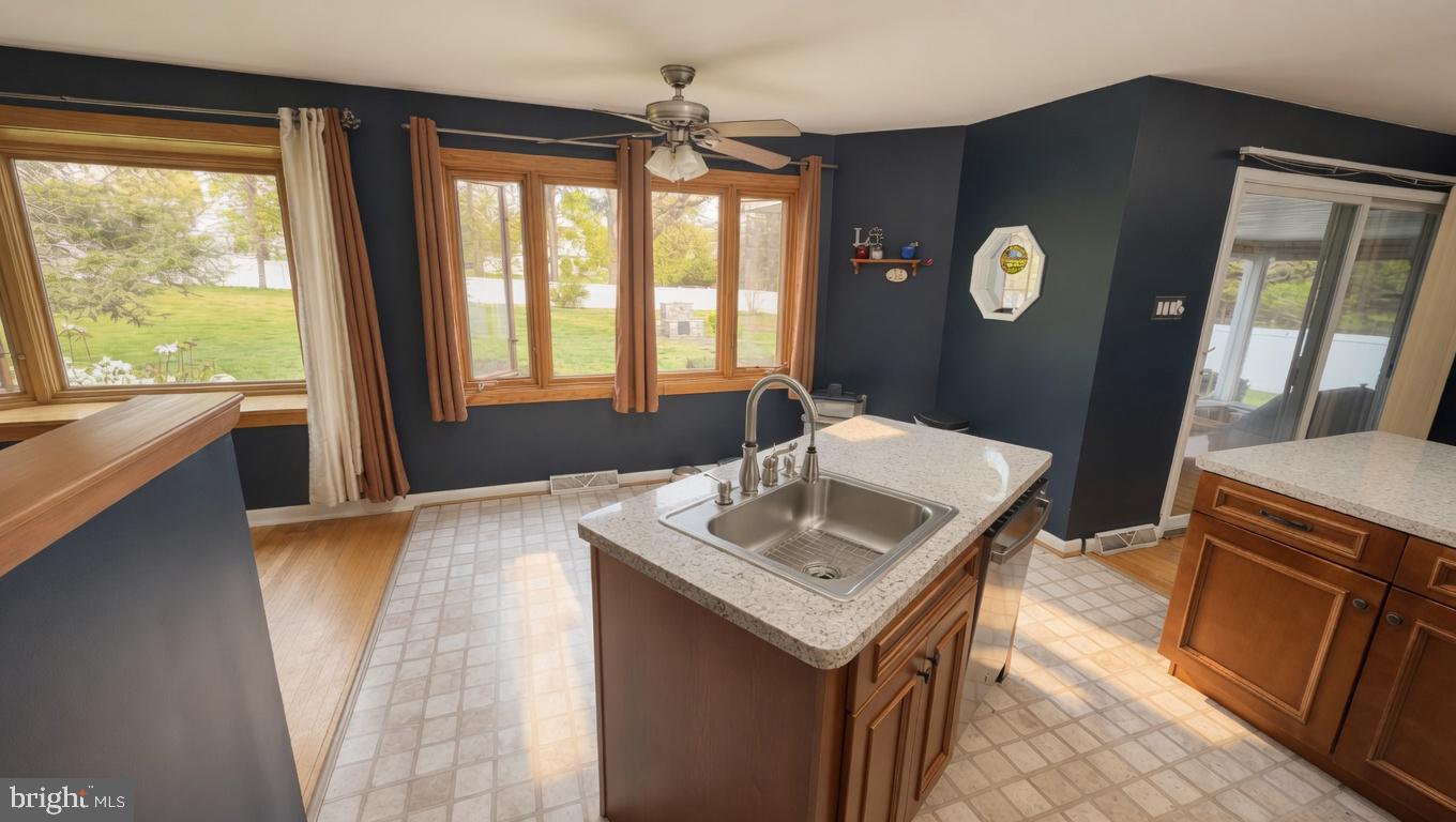 MAPLE GLEN - Residential