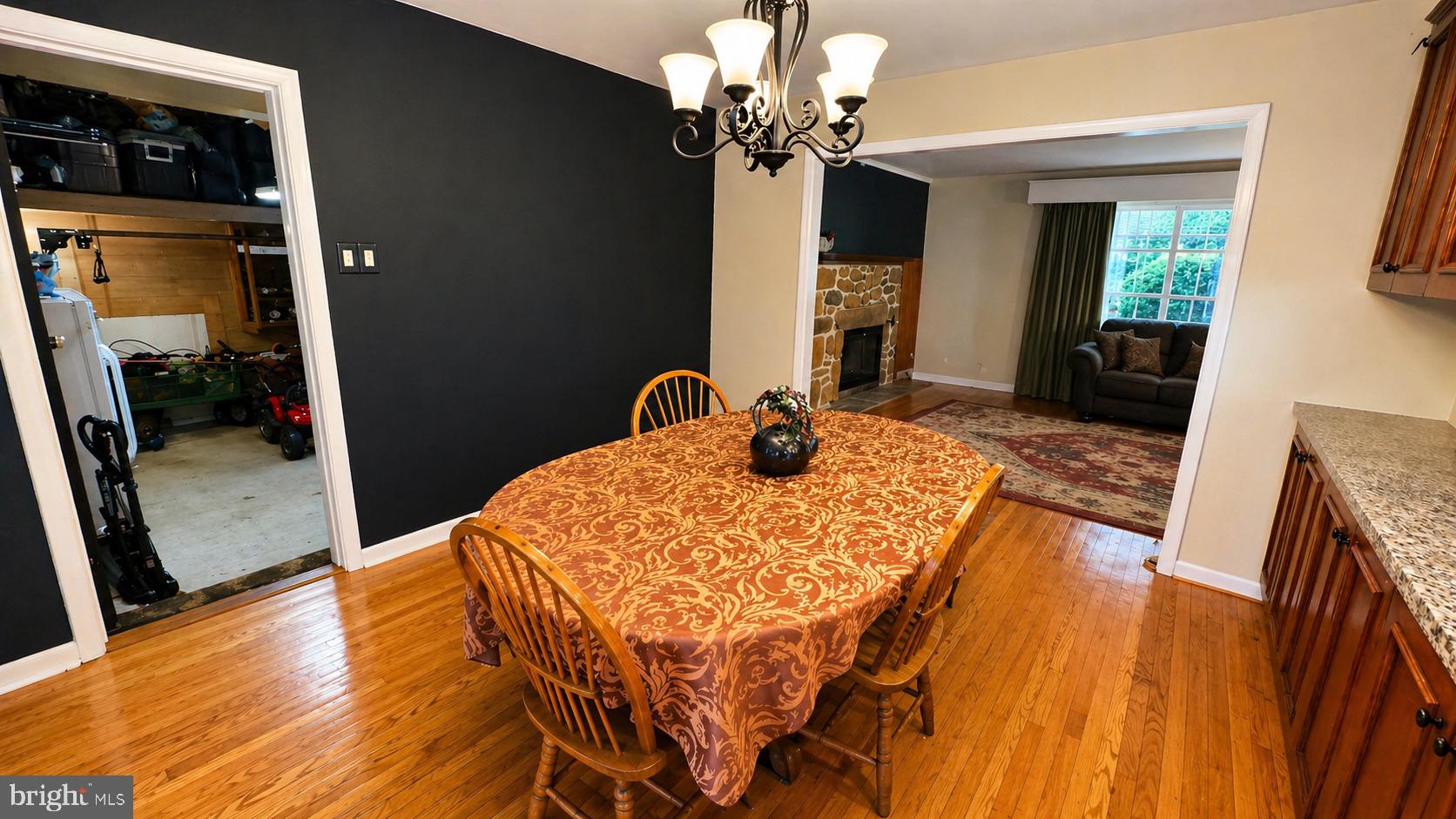 MAPLE GLEN - Residential