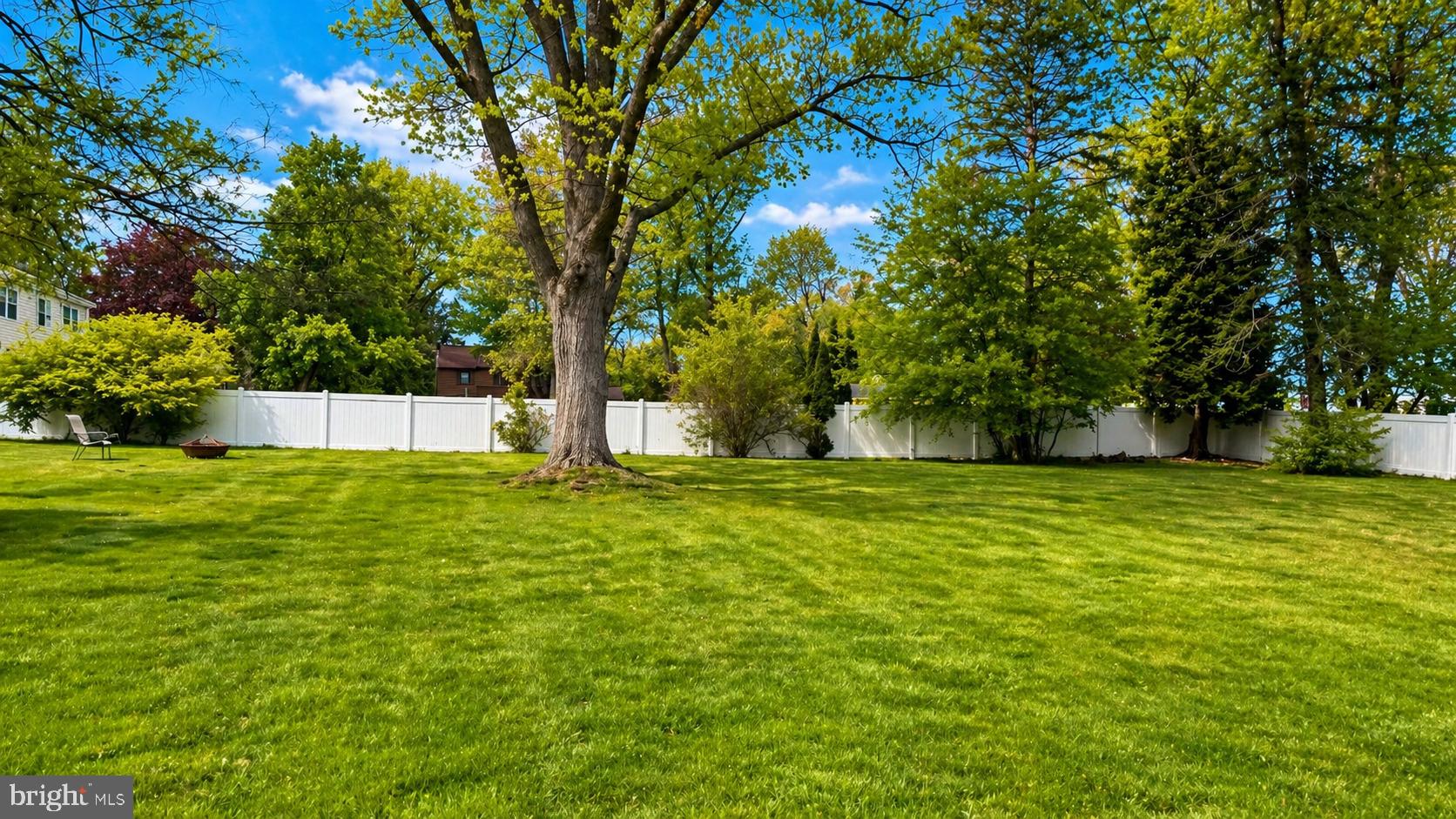 MAPLE GLEN - Residential