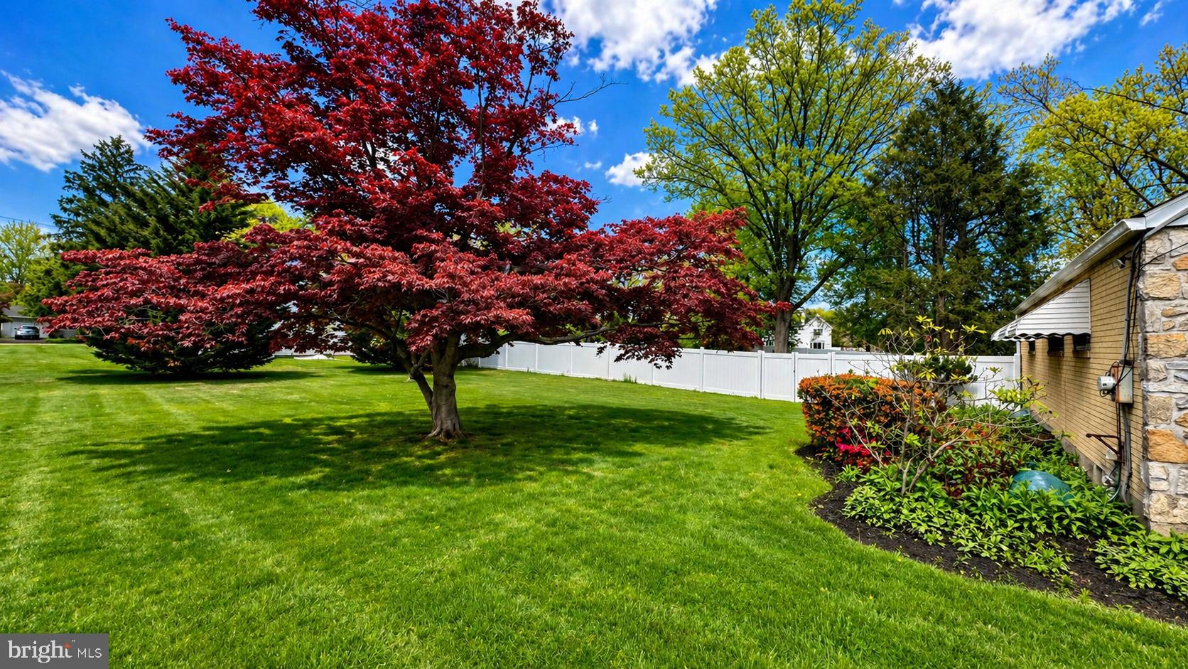 MAPLE GLEN - Residential