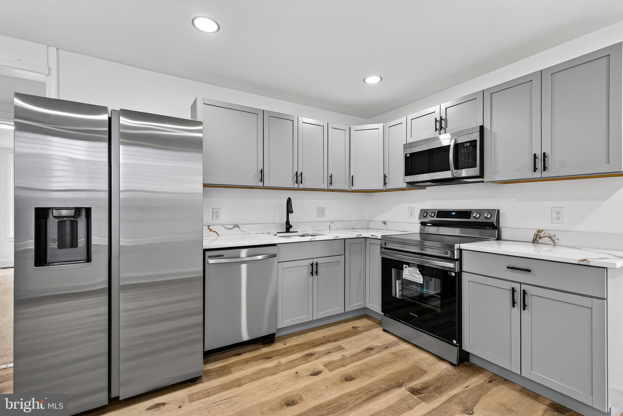 BROOKLYN - Residential