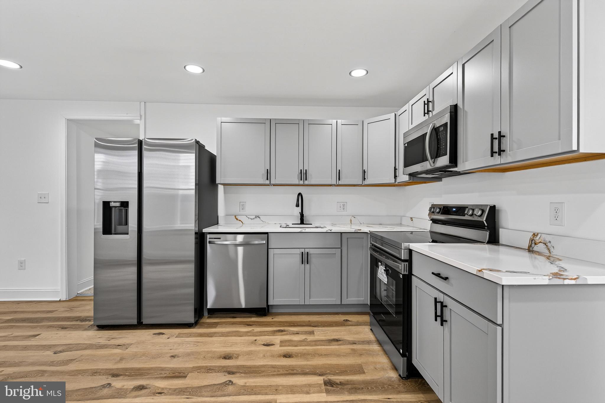 BROOKLYN - Residential