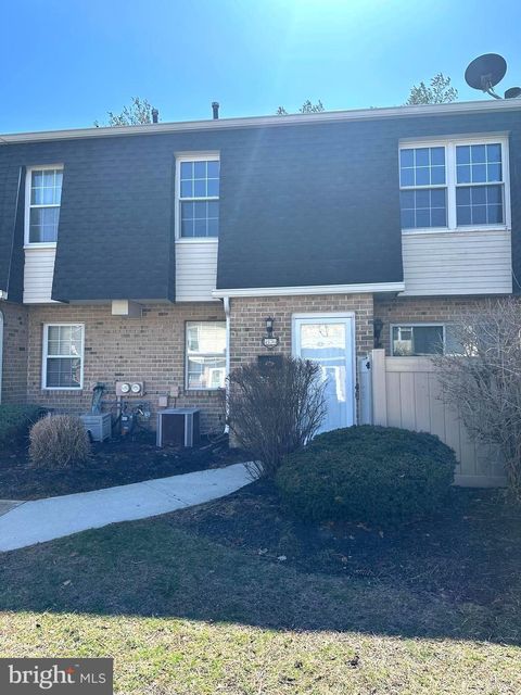 Condo For Sale - 2176 Harbour Drive<br/> PALMYRA, NJ 08065