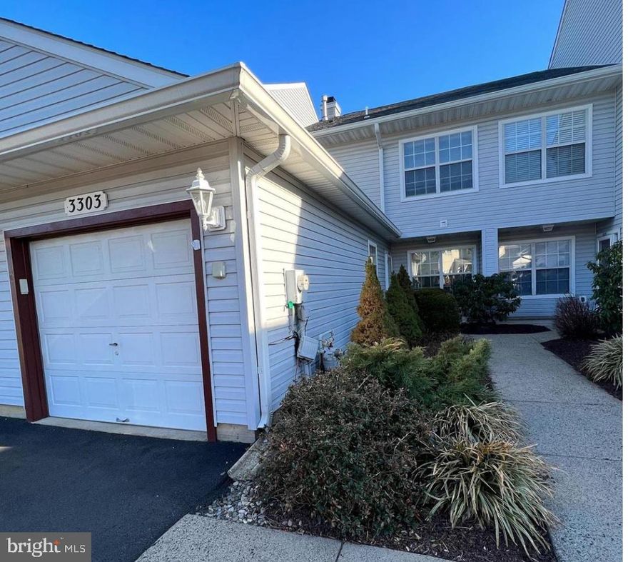 Welcome to this rarely offered 2 bed, 2.5 bath condo in Lower Makefield's Brookstone community! Make your way up the inviting front path, past the attached one car garage, and enter to find a bright first floor, featuring gleaming hardwoods throughout. Once inside find a dedicated laundry room and convenient powder room as well as inside access to the garage. Continue on to the airy dining area, perfect for family dinners or hosting guests. Next is the updated kitchen complete with granite countertops and modern appliances, including a desirable gas stove. Completing the first floor is the large, light, living room which overlooks your private backyard patio. Upstairs find two generously sized bedrooms and two full bathrooms. The master bedroom includes a large walk-in closet and en-suite bathroom. The bathroom features a double vanity, soaking tub and shower stall. Down the hall is the second full bathroom, adjacent to the large second bedroom. Just steps to the community tennis courts, pool and playground and a short commute to shopping, dining, and entertainment. Don’t miss this great rental!