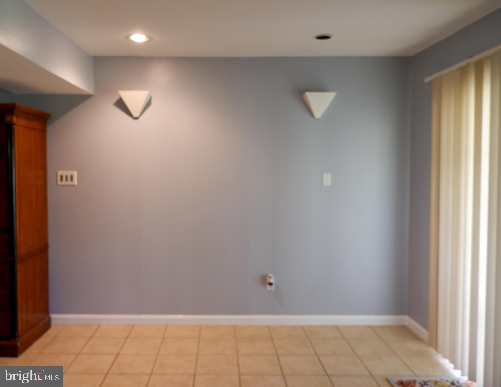 ST CHARLES SUB - WAKEFIELD - Residential