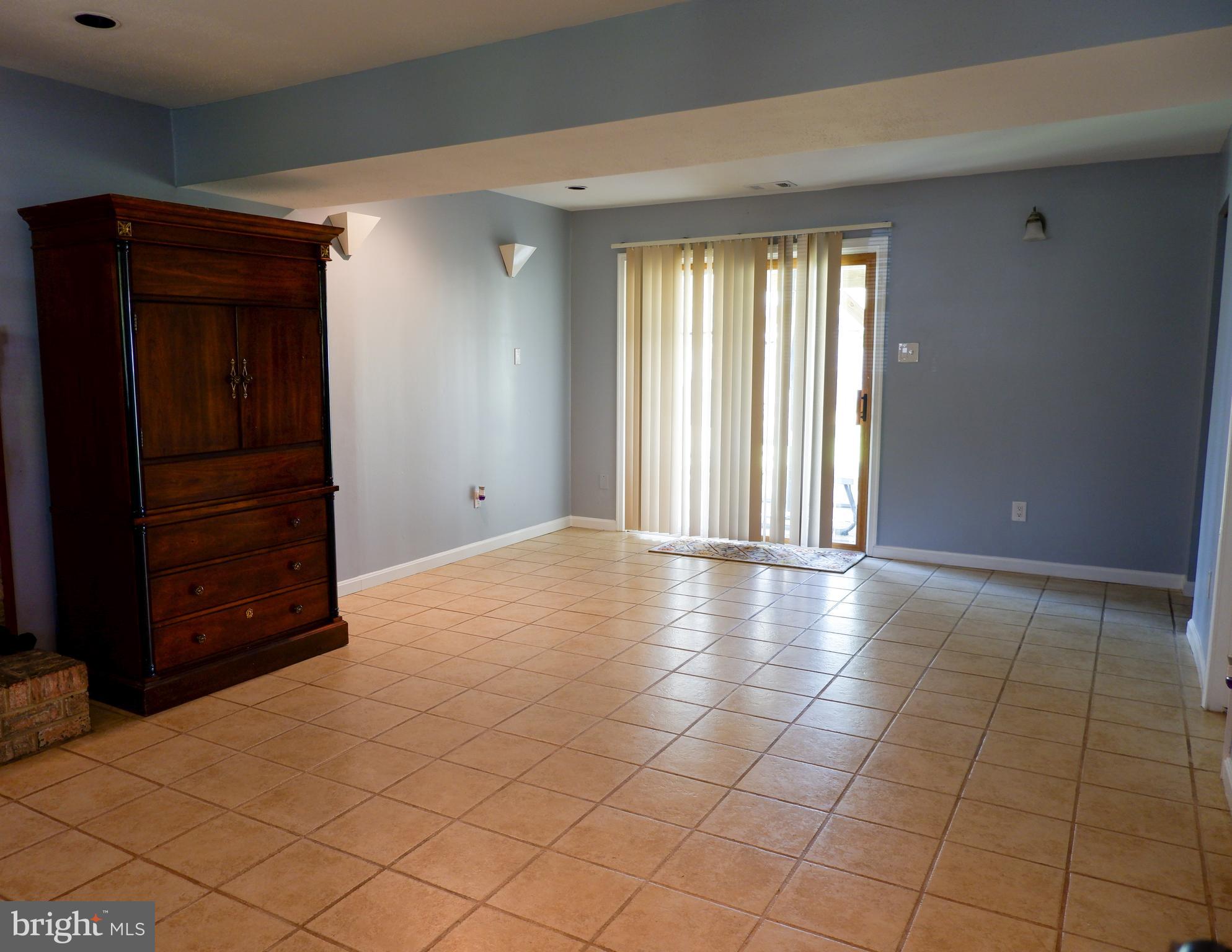 ST CHARLES SUB - WAKEFIELD - Residential