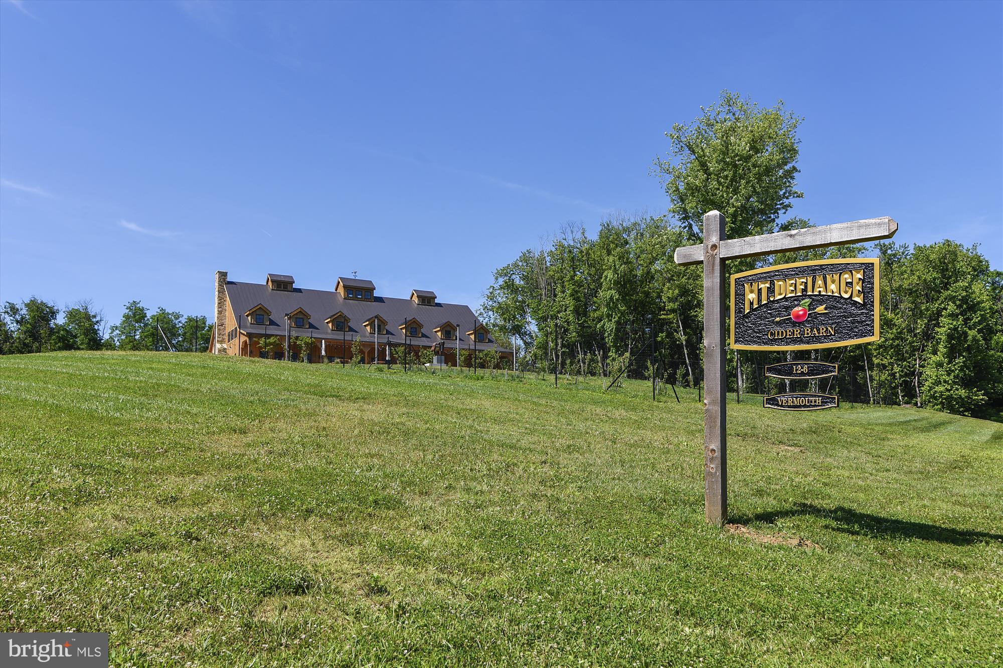 PAPER CHASE FARM - Residential