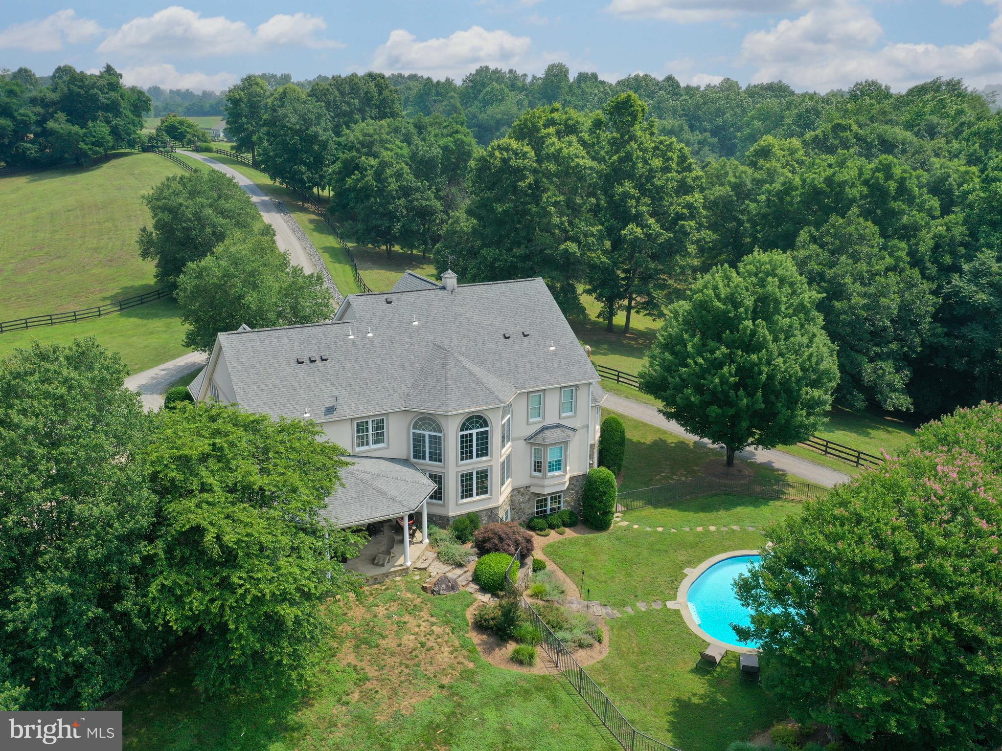 PAPER CHASE FARM - Residential