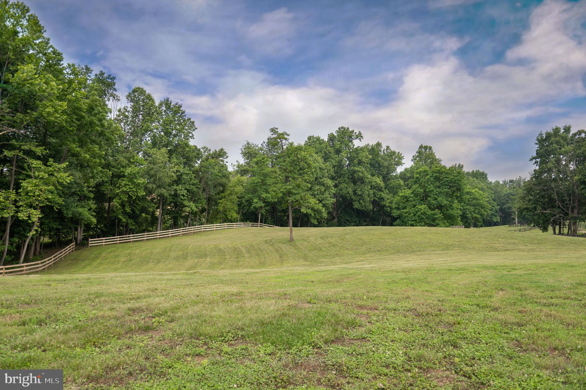 PAPER CHASE FARM - Residential