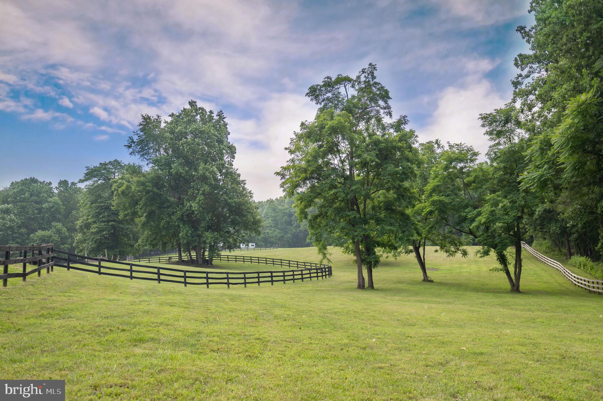 PAPER CHASE FARM - Residential