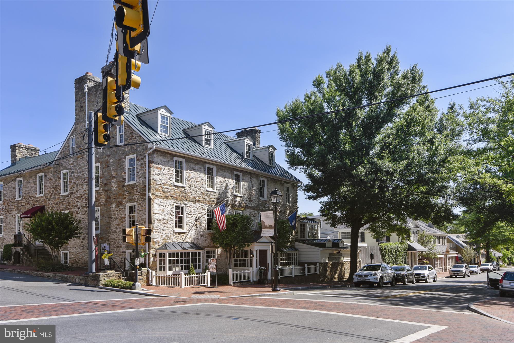 PAPER CHASE FARM - Residential