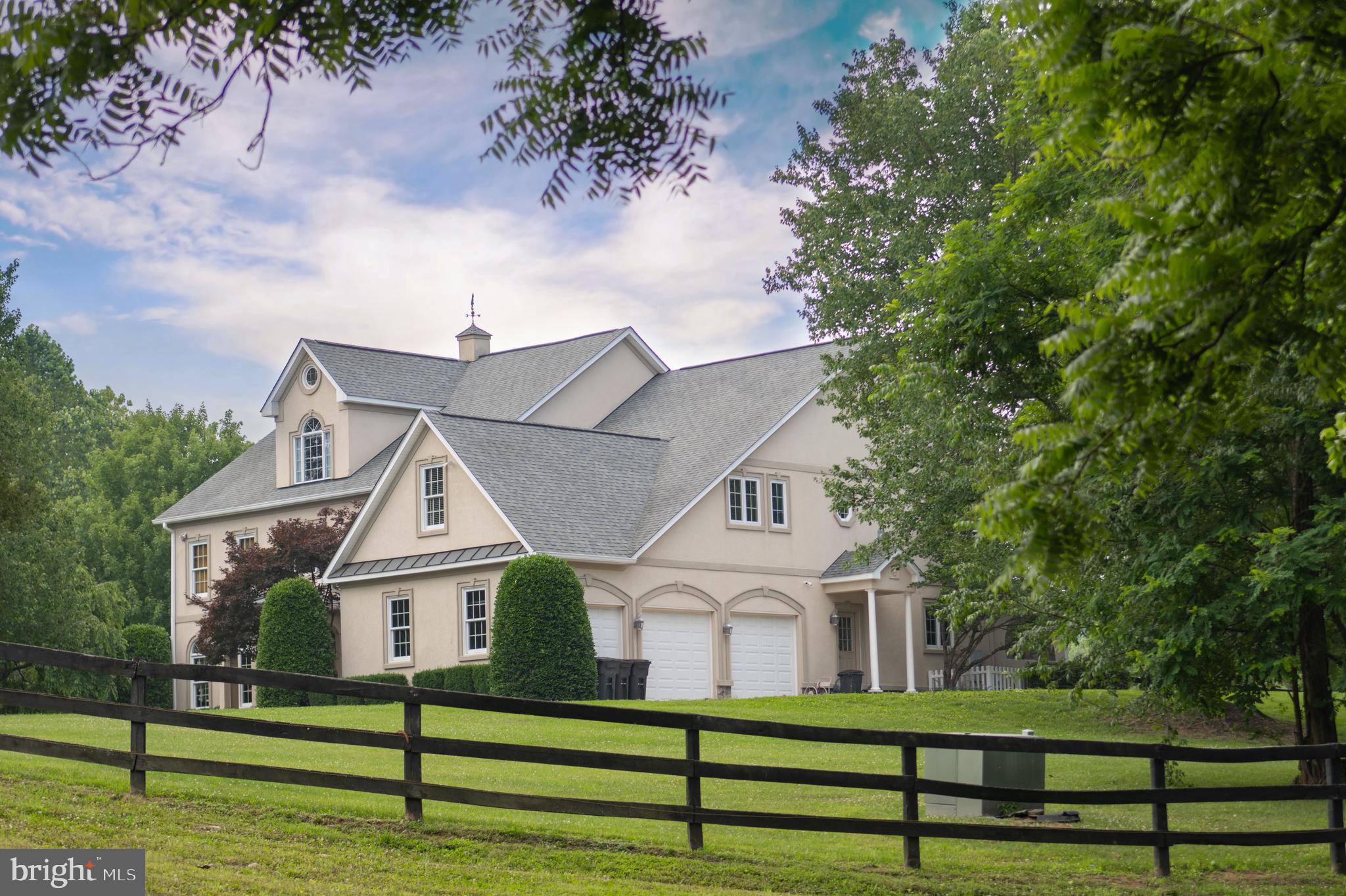 PAPER CHASE FARM - Residential