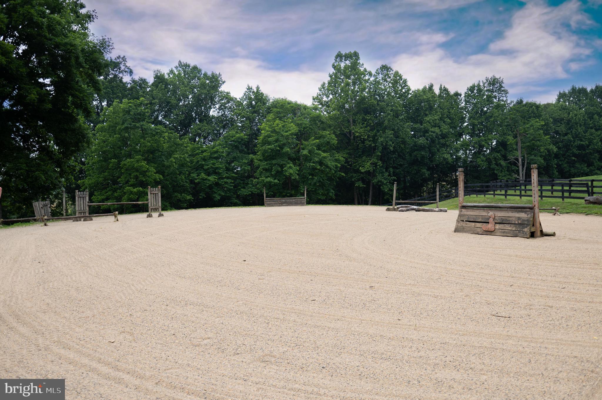 PAPER CHASE FARM - Residential