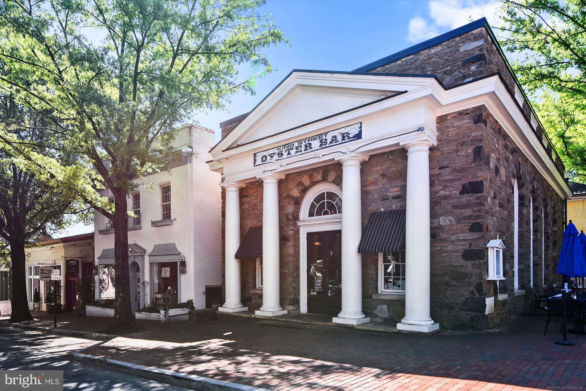 PAPER CHASE FARM - Residential