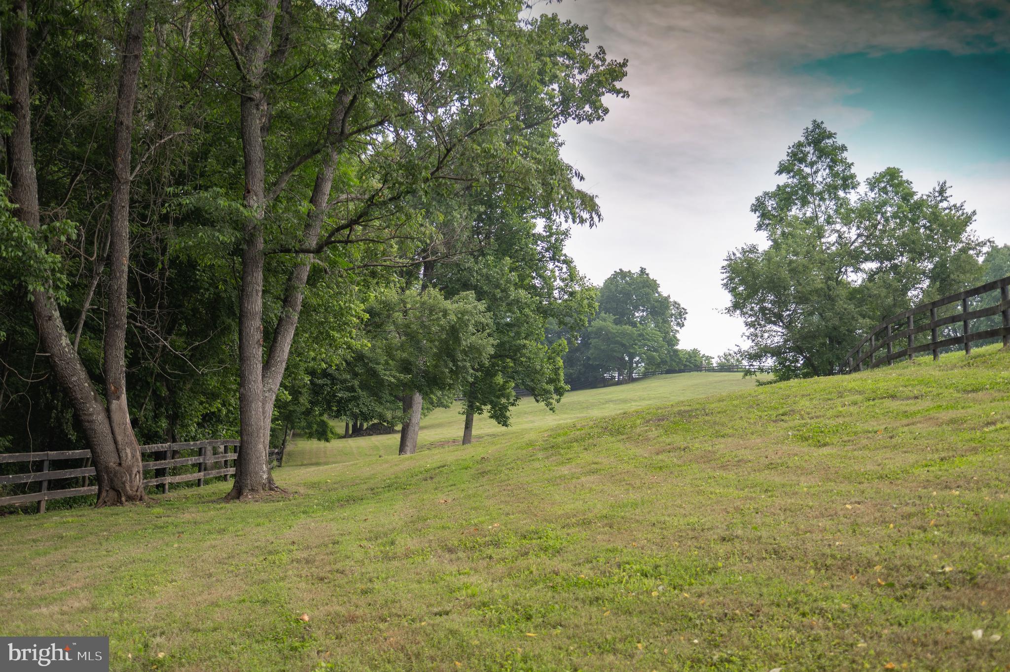 PAPER CHASE FARM - Residential