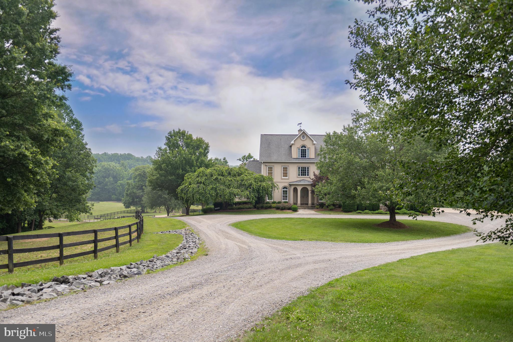 PAPER CHASE FARM - Residential