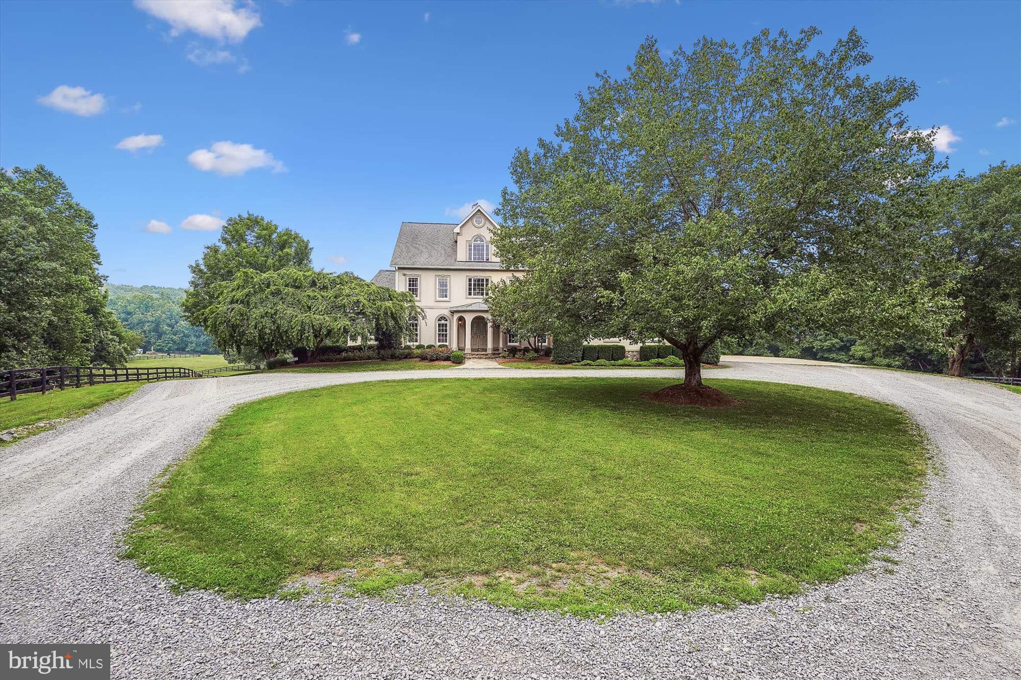 PAPER CHASE FARM - Residential