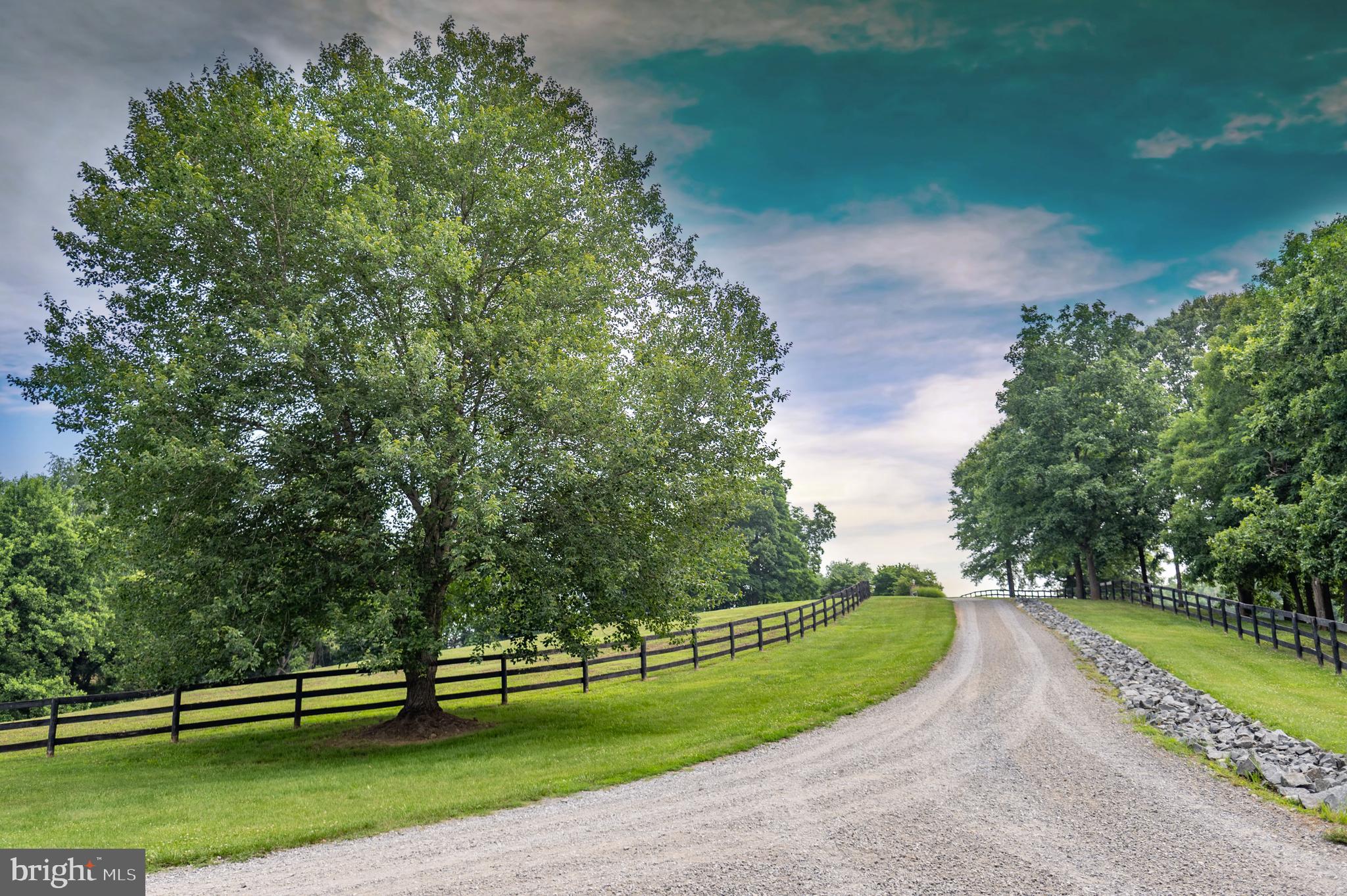 PAPER CHASE FARM - Residential