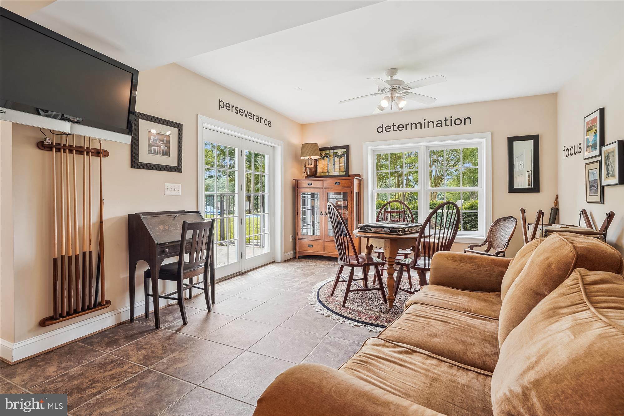 PAPER CHASE FARM - Residential