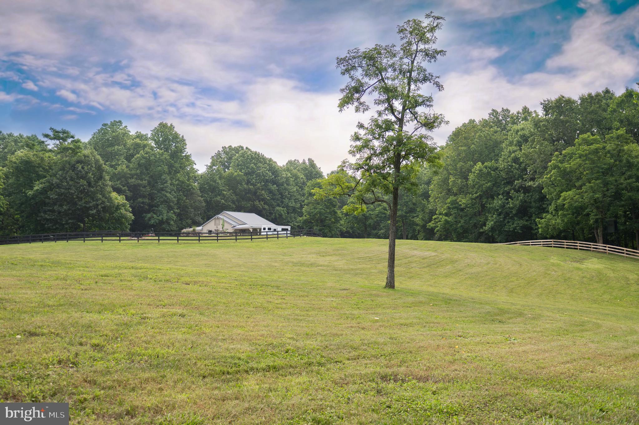 PAPER CHASE FARM - Residential