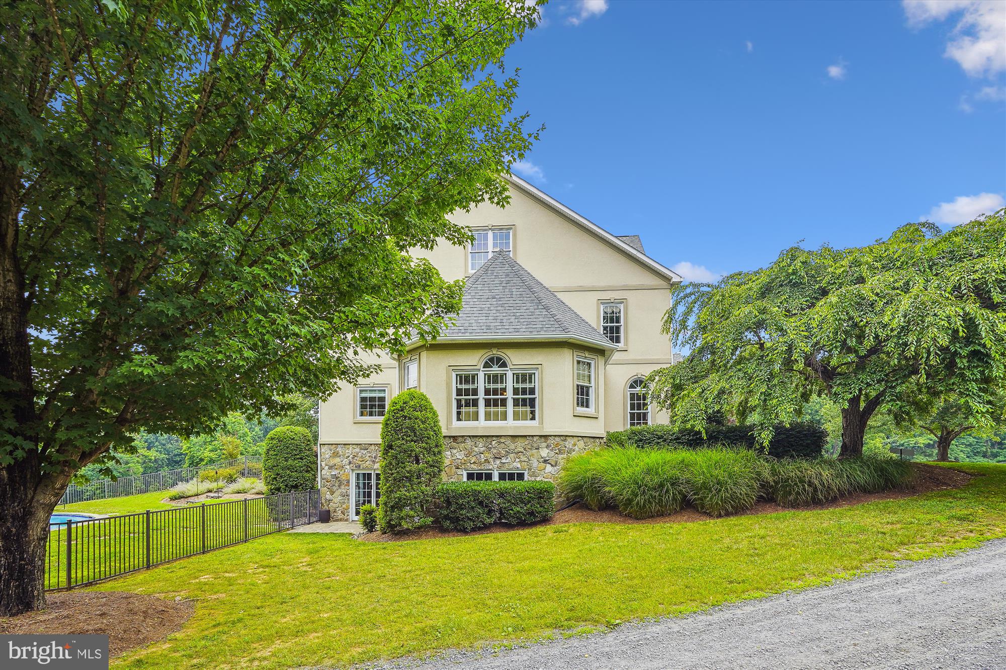 PAPER CHASE FARM - Residential